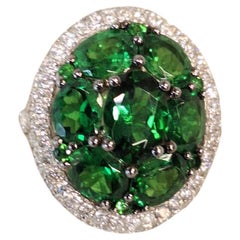 18K White Gold Diamond Ring with Tsavorite