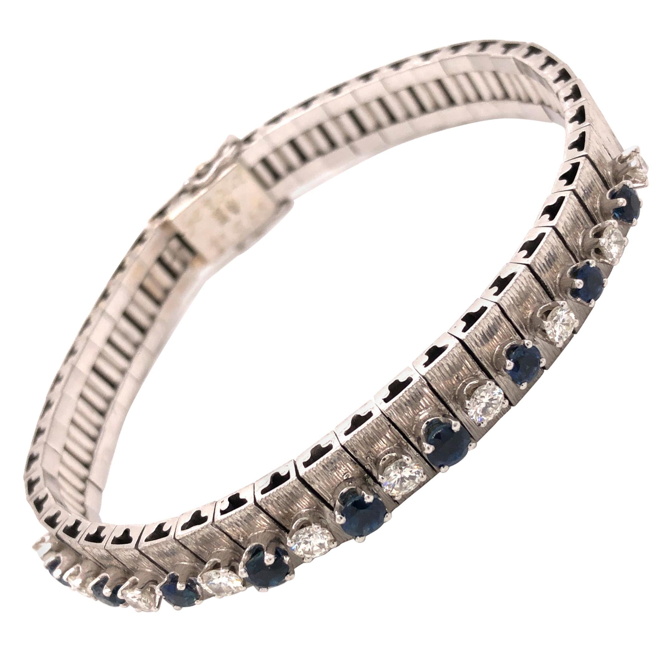 18 Karat White Gold Diamond Sapphire Bracelet For Sale