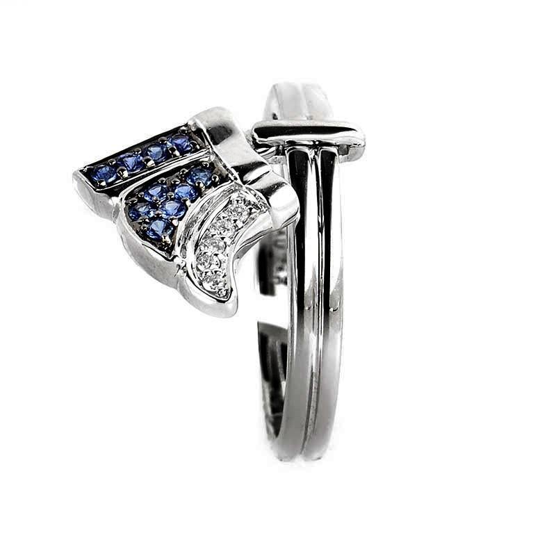 18 Karat White Gold Diamond and Sapphire Little Wing Ring In New Condition In Southampton, PA