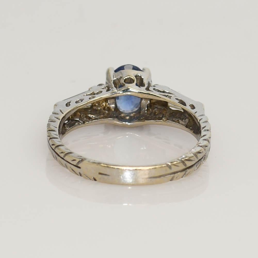 18K White Gold Diamond & Sapphire Ring, 1.12ct Saph, 3.8g In Excellent Condition For Sale In Laguna Beach, CA