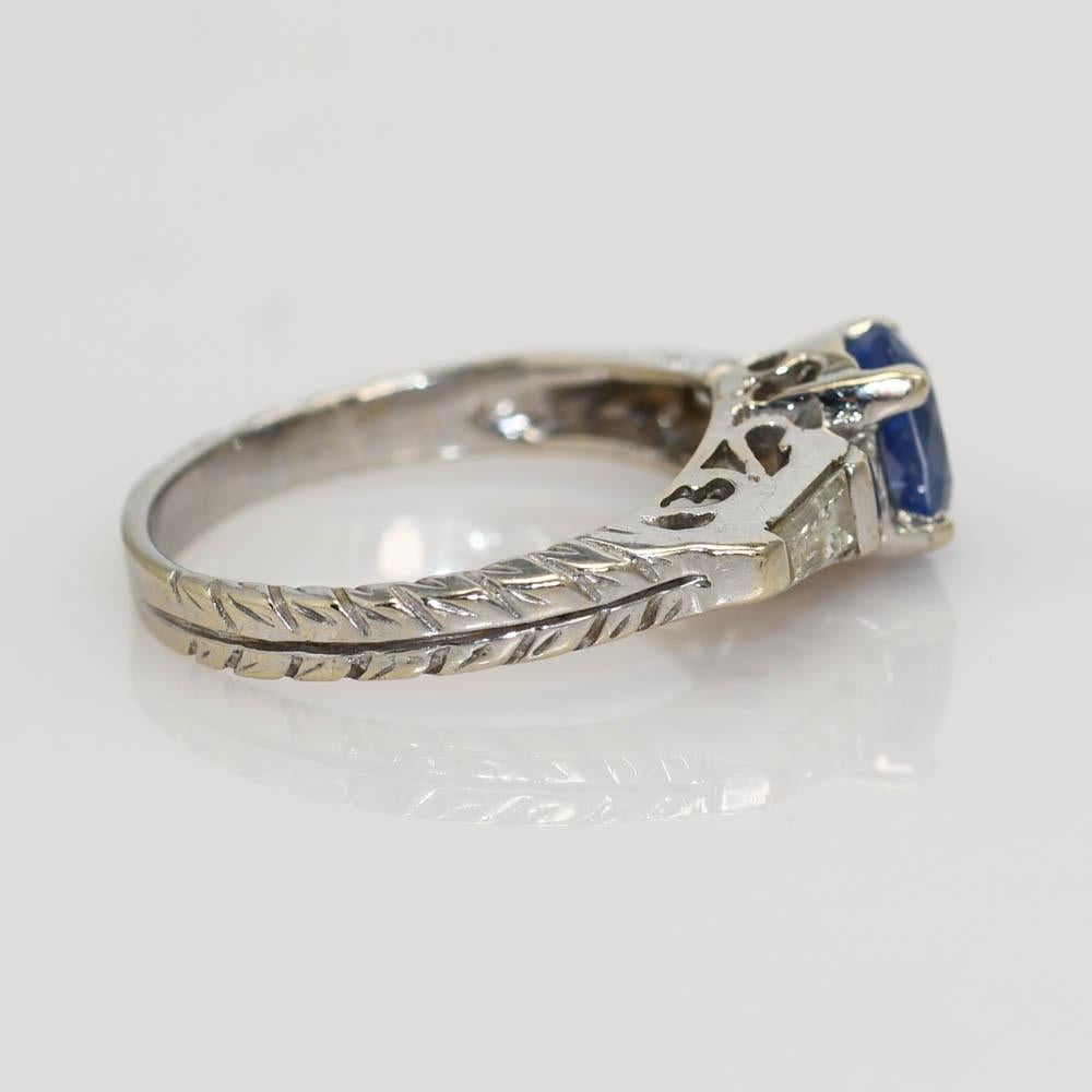 18K White Gold Diamond & Sapphire Ring, 1.12ct Saph, 3.8g For Sale 1