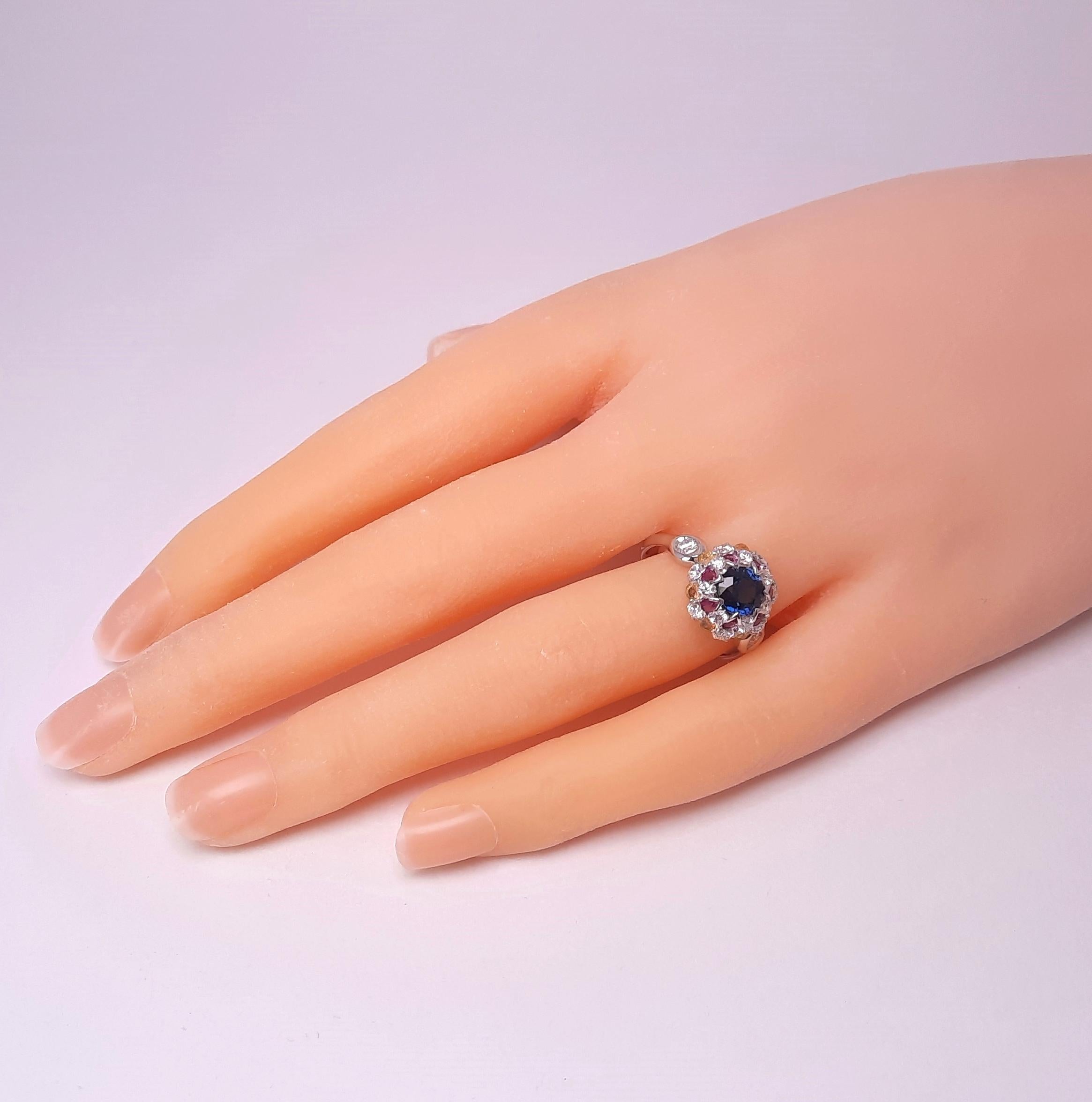 Women's 18K White Gold Diamond Sapphire Ring in Aurora Style For Sale
