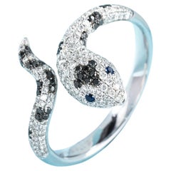 Schlangenring aus 18 Karat Weißgold mit Diamanten