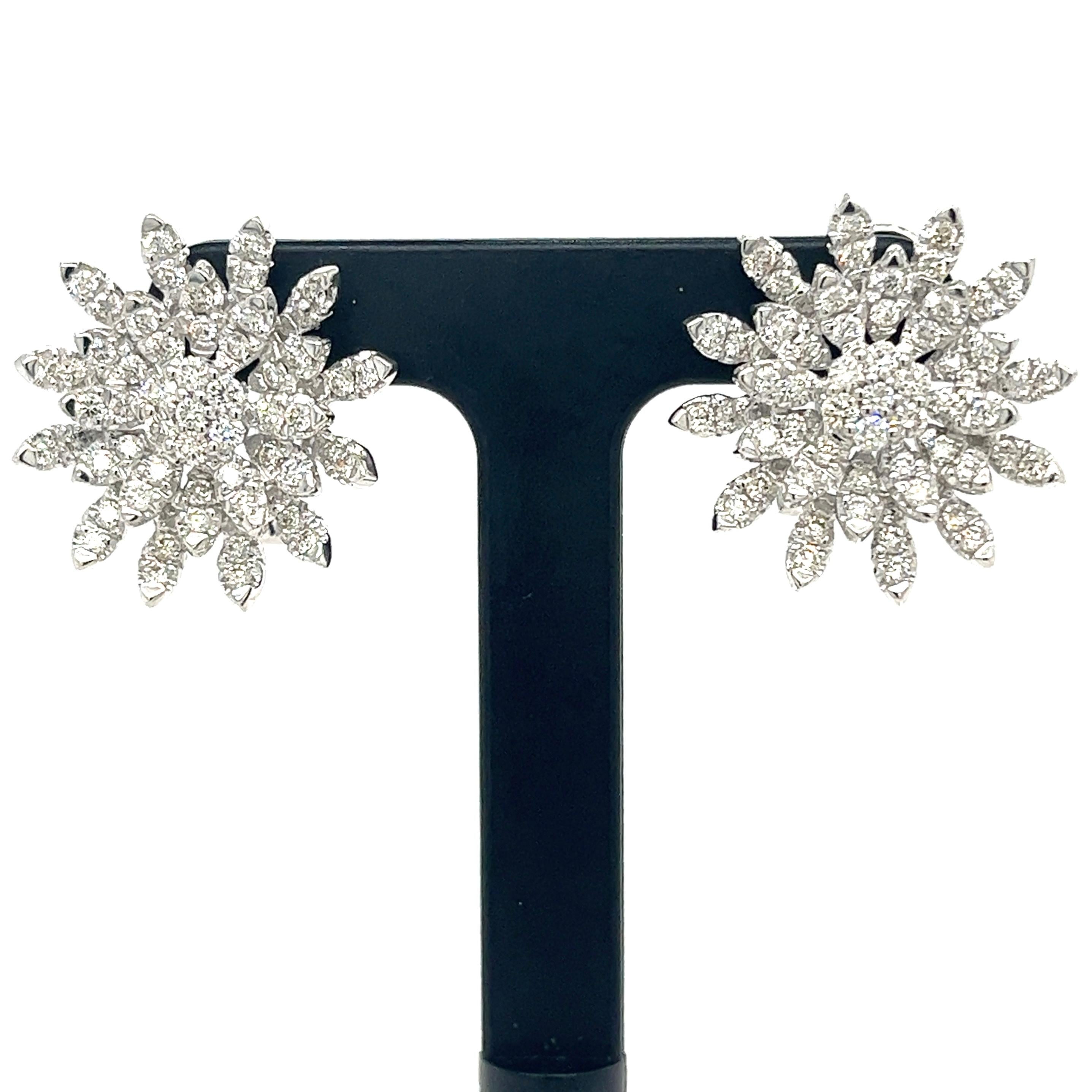 Modern 18K White Gold Diamond Snowflake Stud Earrings For Sale