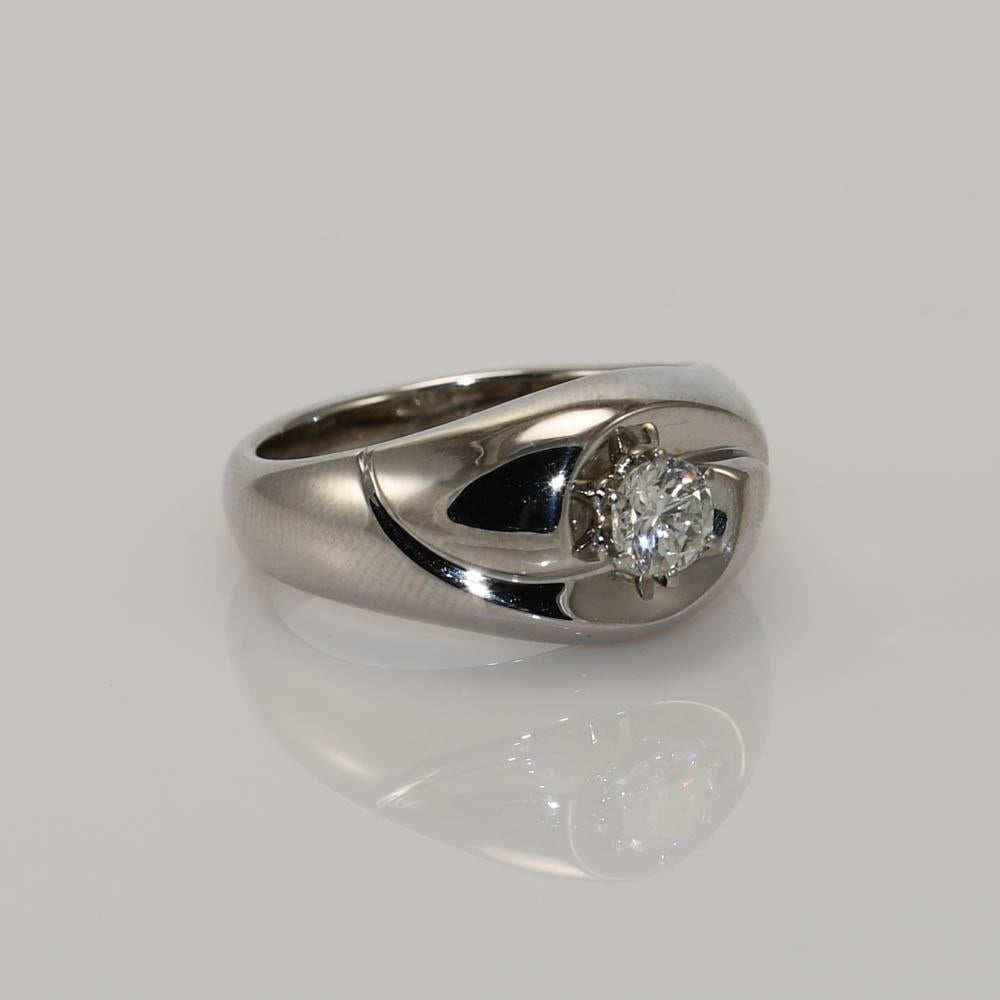 Anillo solitario de diamantes de oro blanco de 18 quilates de Jabel en venta 2