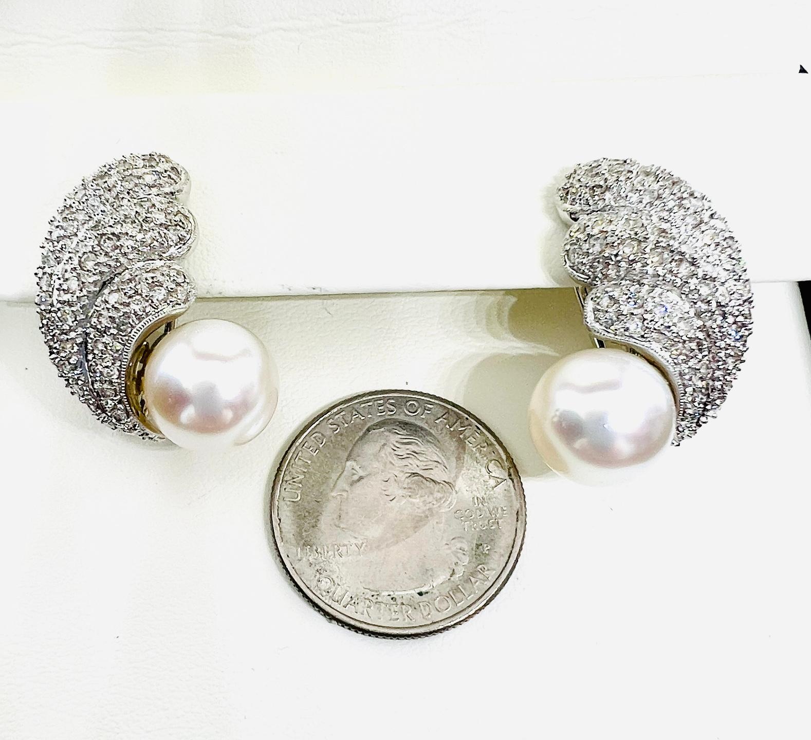 Brilliant Cut 18K White Gold Diamond & South seas Pearl Vintage Earrings 19.3 Grams For Sale