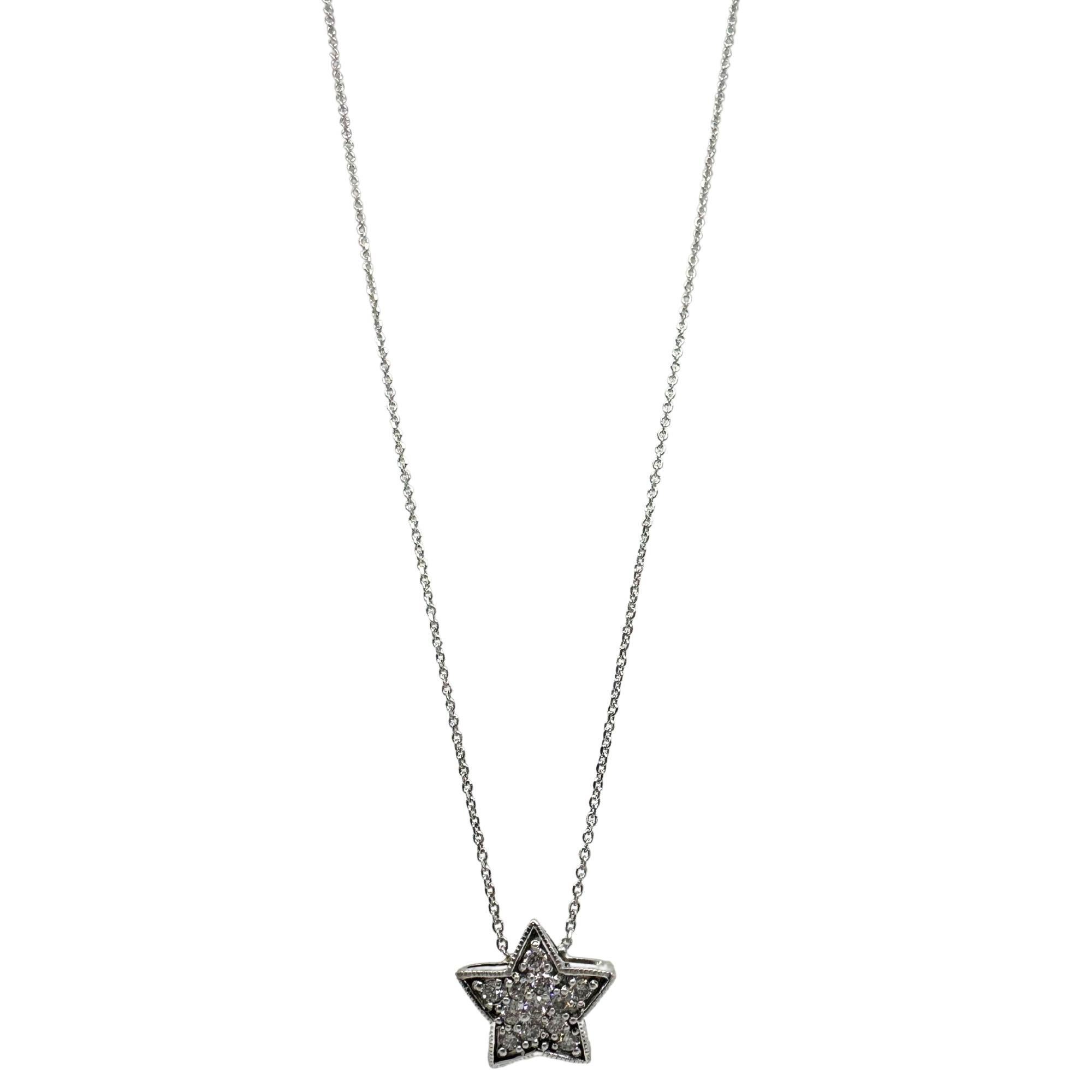 Ciondolo a stella con diamante in oro bianco 18K e catena 14K In condizioni buone in vendita a New York, NY