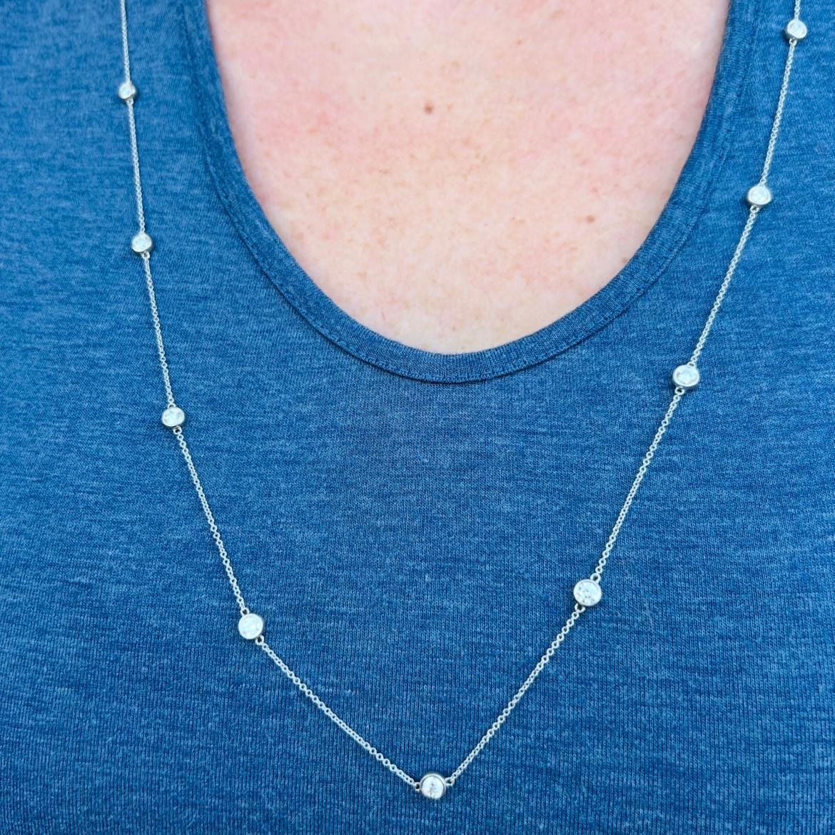 Women's 18k White Gold Diamond Station Necklace For Sale