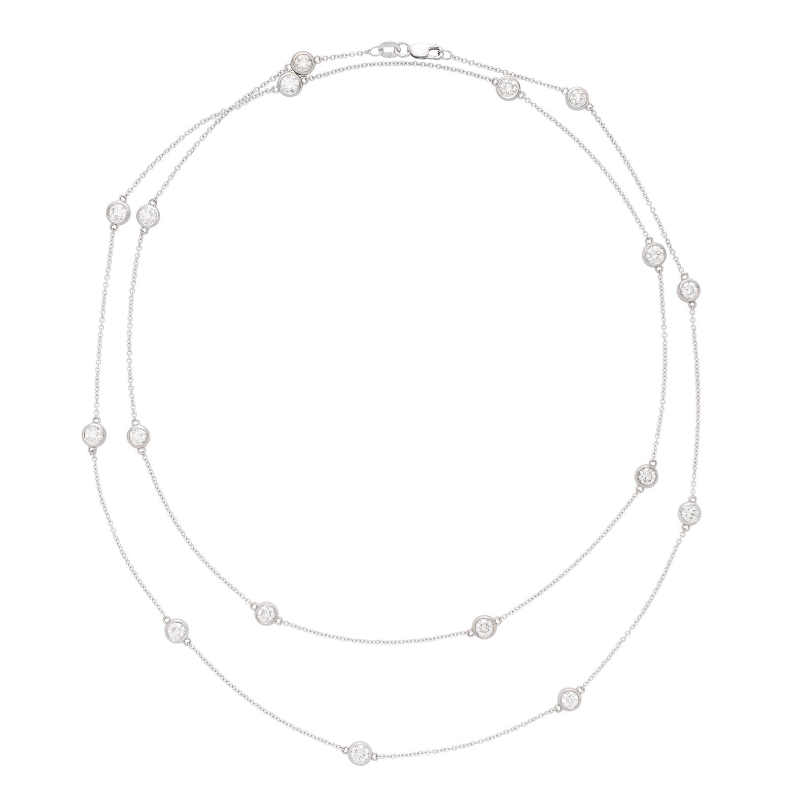 18 Karat Weißgold Diamant-Halskette mit Station