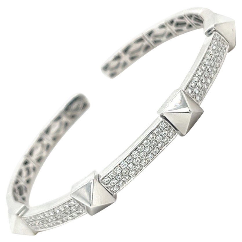 18K Weißgold Diamant-Armband in Stromlinienform