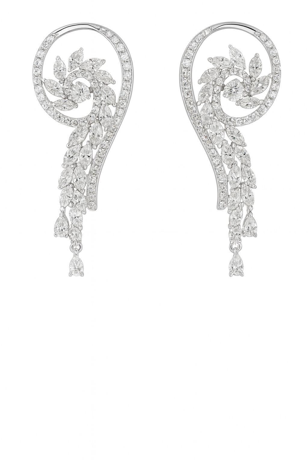 Orecchini con diamanti in oro bianco 18K - Alta Gioielleria in vendita 1