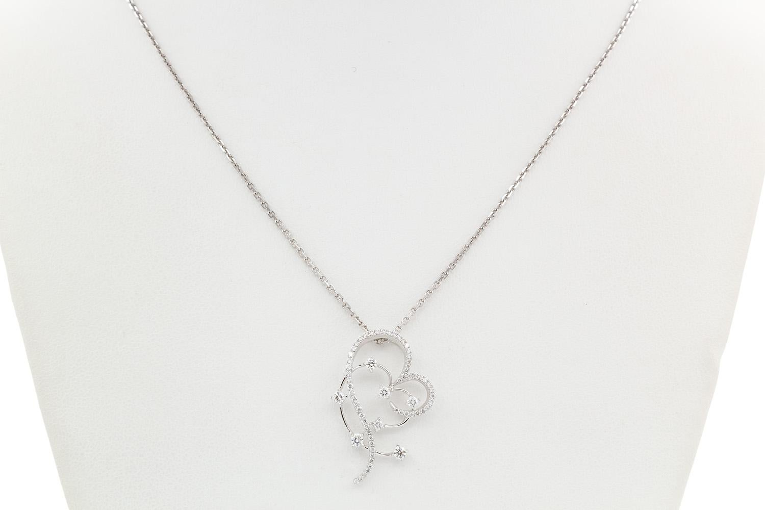 18k White Gold & Diamond Sweeping Heart Silhouette Pendant Necklace For Sale 5