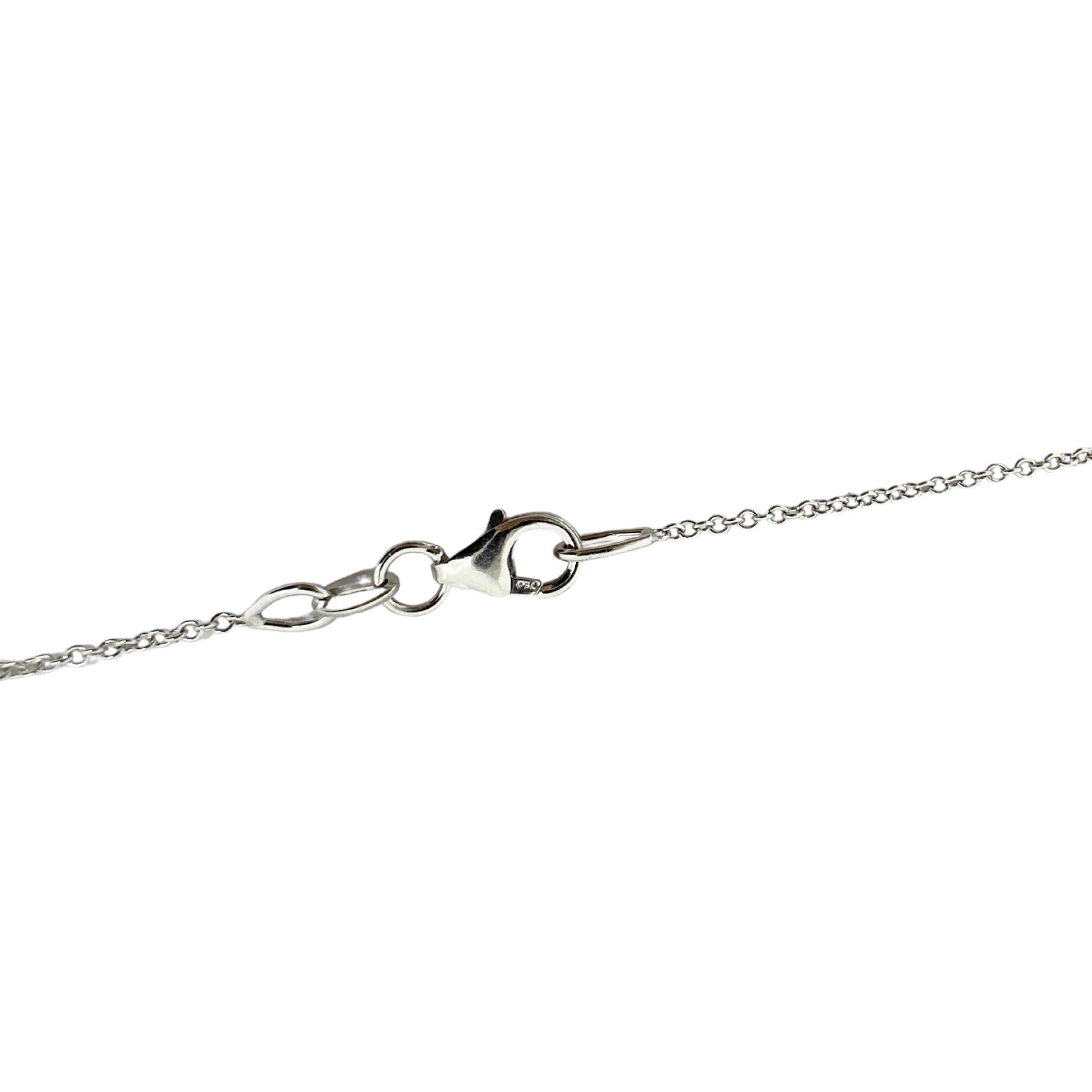18K White Gold Diamond Tear Drop Heart Pendant Necklace For Sale 4