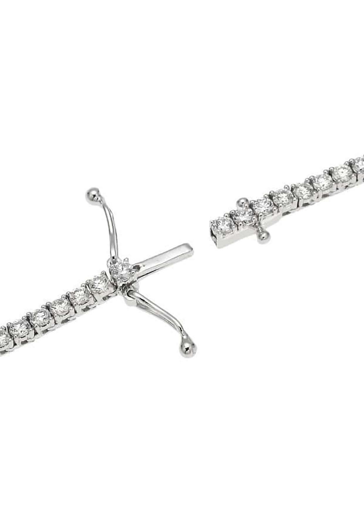 Collier tennis en or blanc 18 carats, 4,50 carats Pour femmes en vente