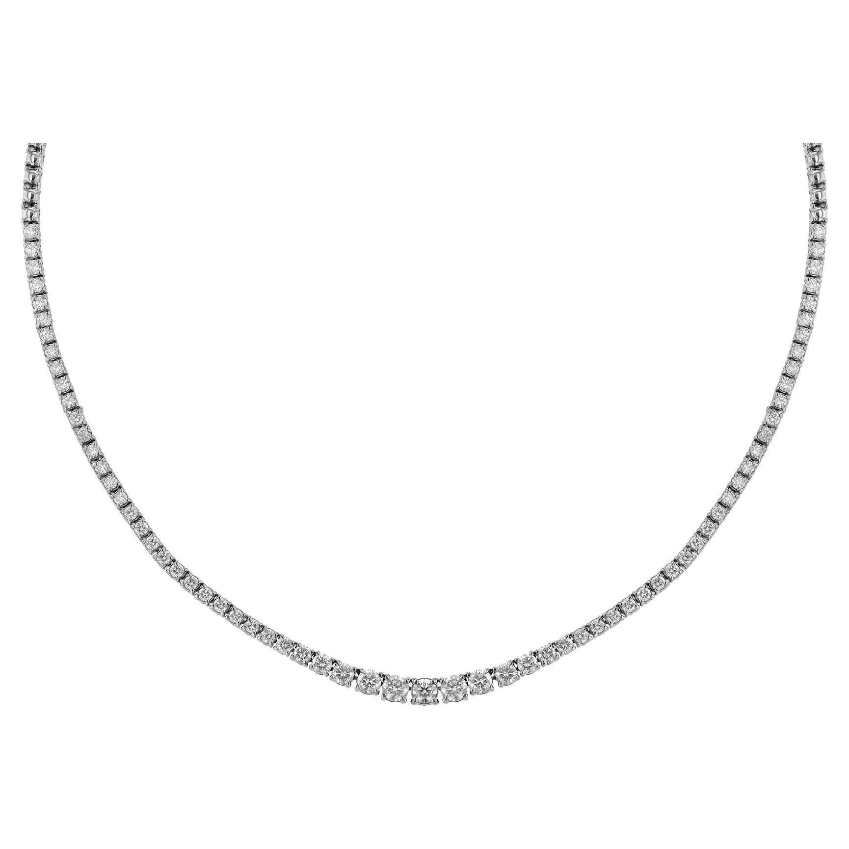 18K White Gold Diamond Tennis Necklace, 6.77ct For Sale