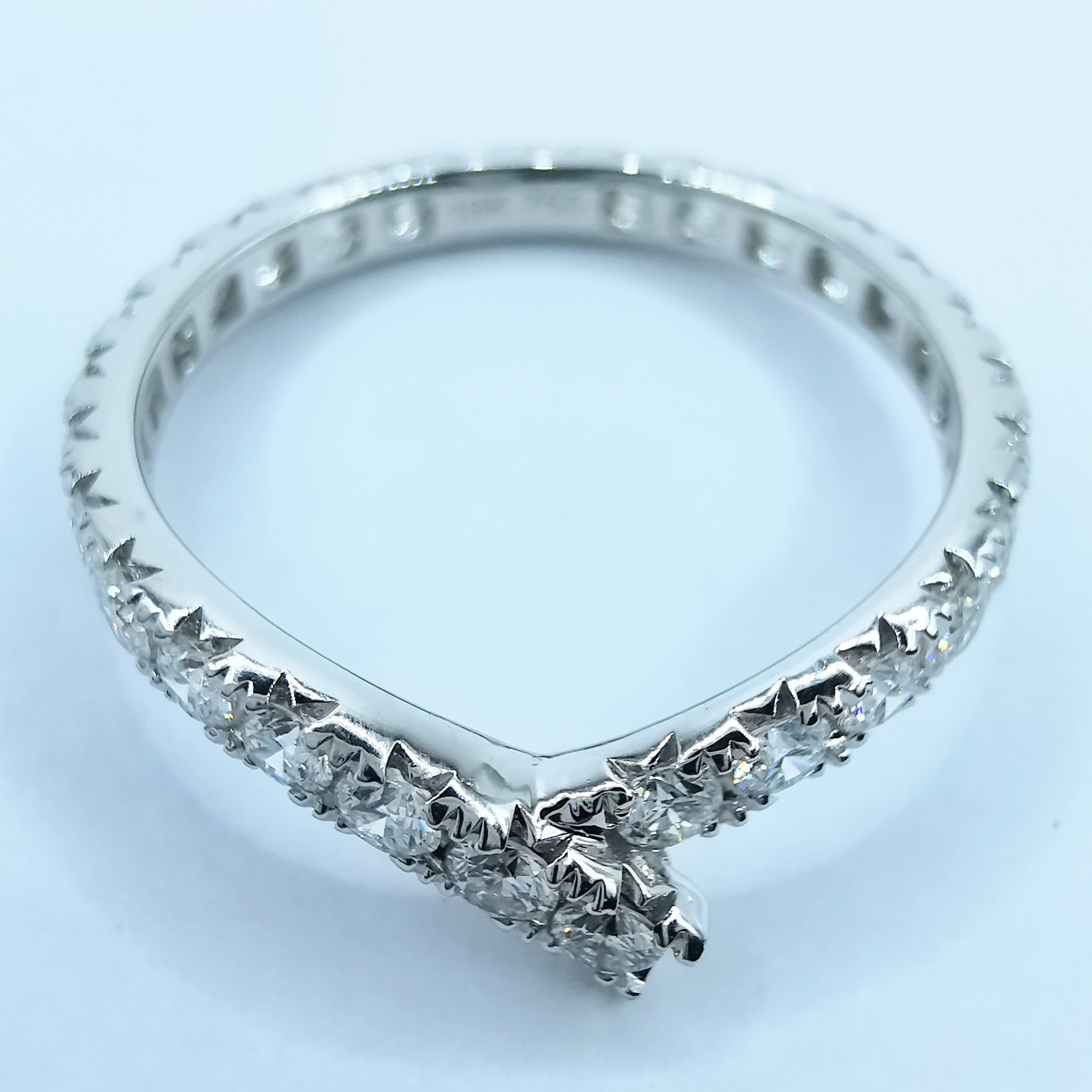 For Sale:  18K White Gold Diamond V Shape Ribbon Wrap Eternity Band Wedding Stacking Ring 5