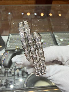 18k White Gold Diamond Viper Serpent Coil Bracelet E-F Color VS