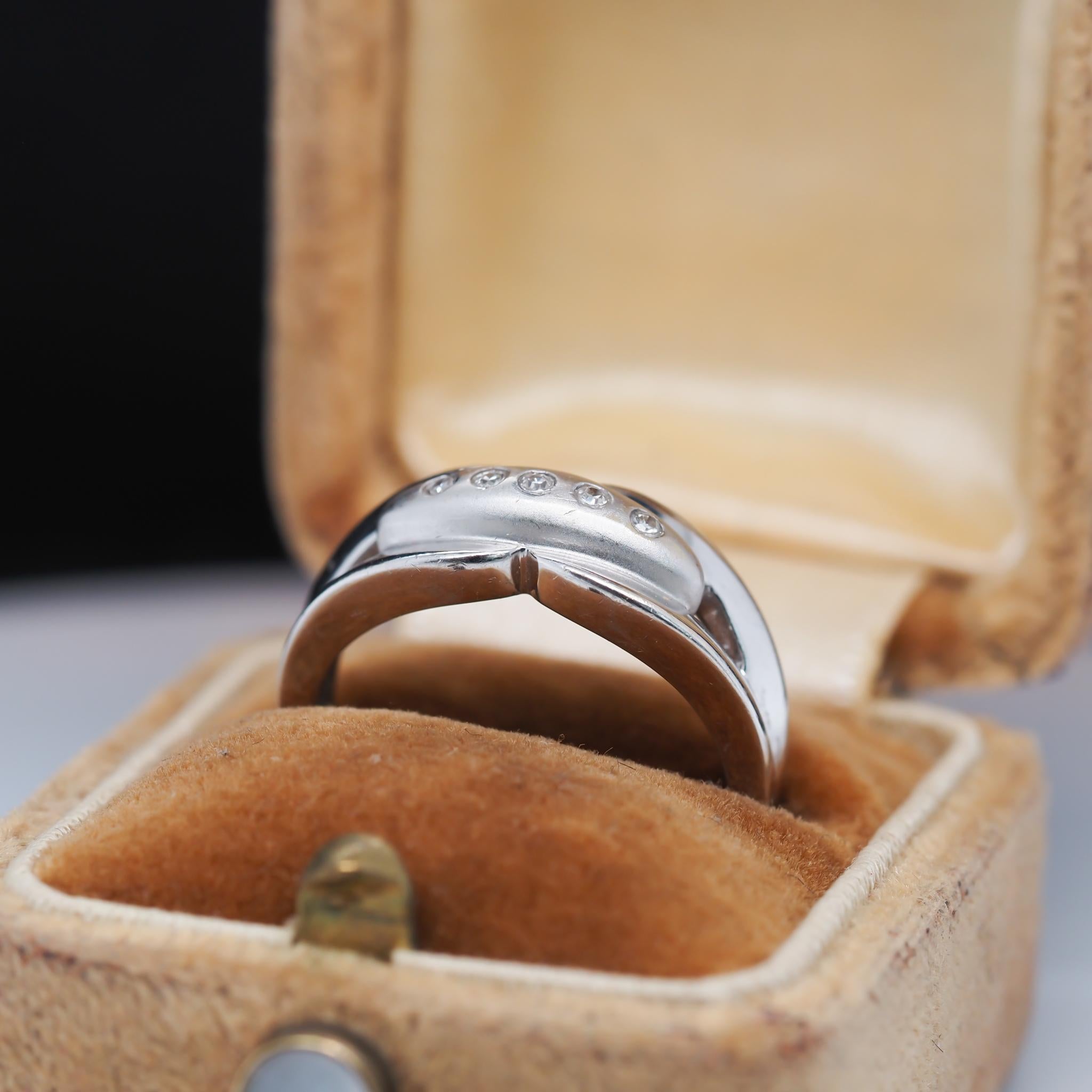 da uomo o donna Fede nuziale con diamante in oro bianco 18 carati in vendita