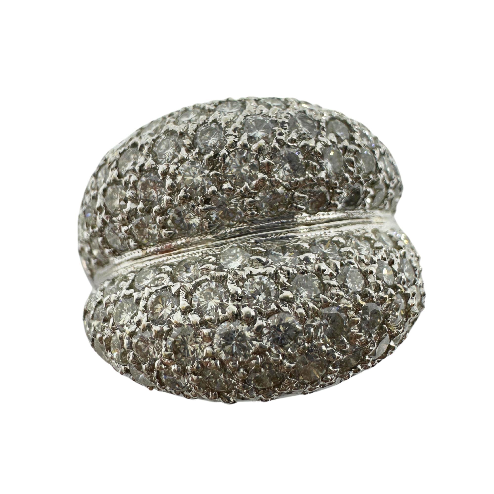 18k White Gold Diamond Wide Band Ring
Condition: In good condition with some minor surface wear consistent with age.
Ring size: 6.50
Width: 14.9mm wide
Markings: “T864” 
