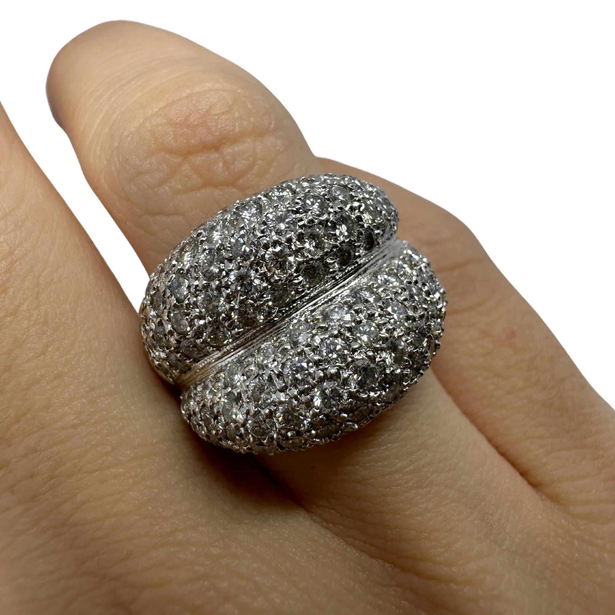 18k White Gold Diamond Wide Band Ring In Good Condition For Sale In New York, NY