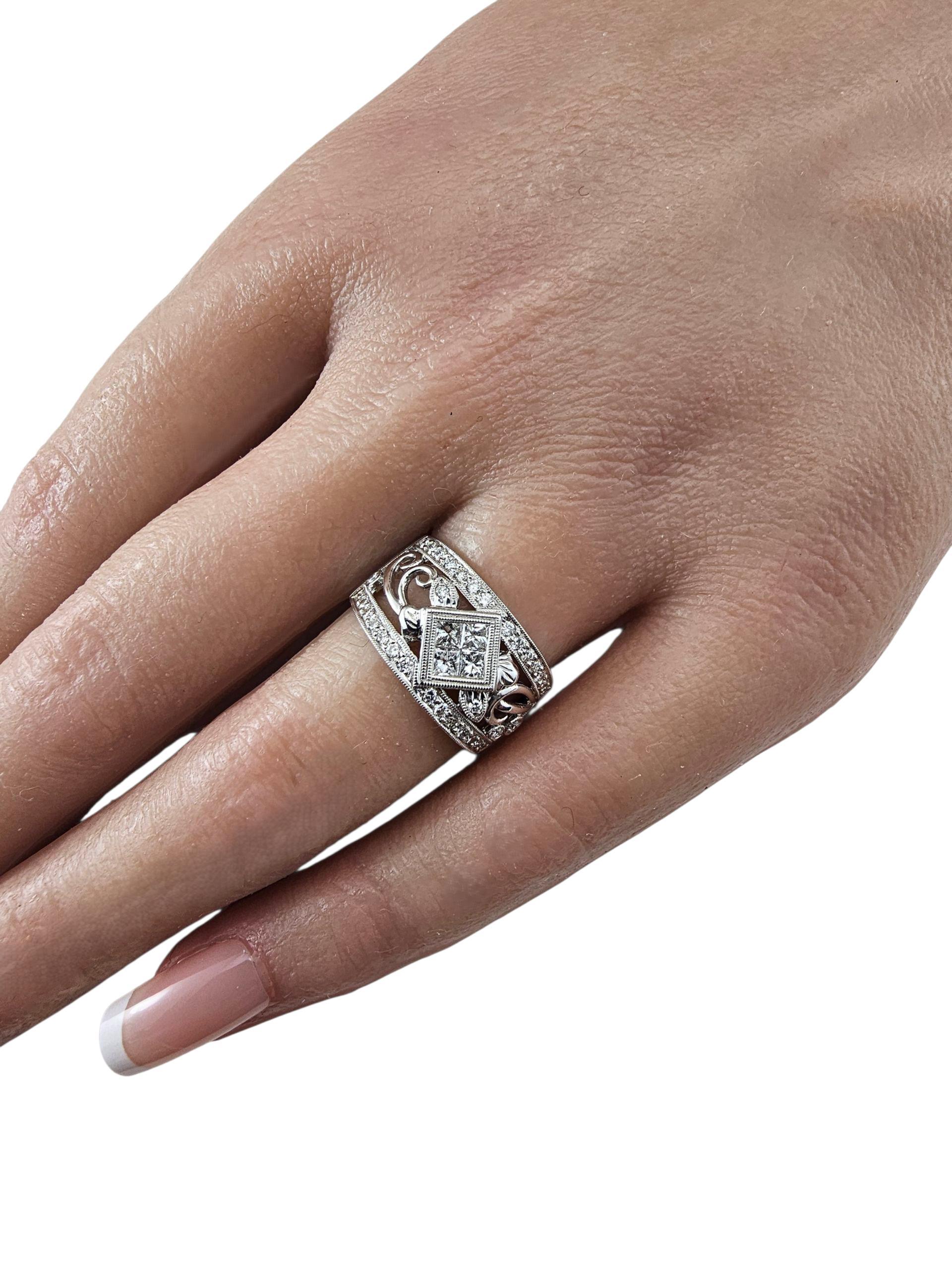 Anillo de oro blanco de 18 quilates con banda ancha de diamantes, tamaño 6,75 #23753 en venta 2