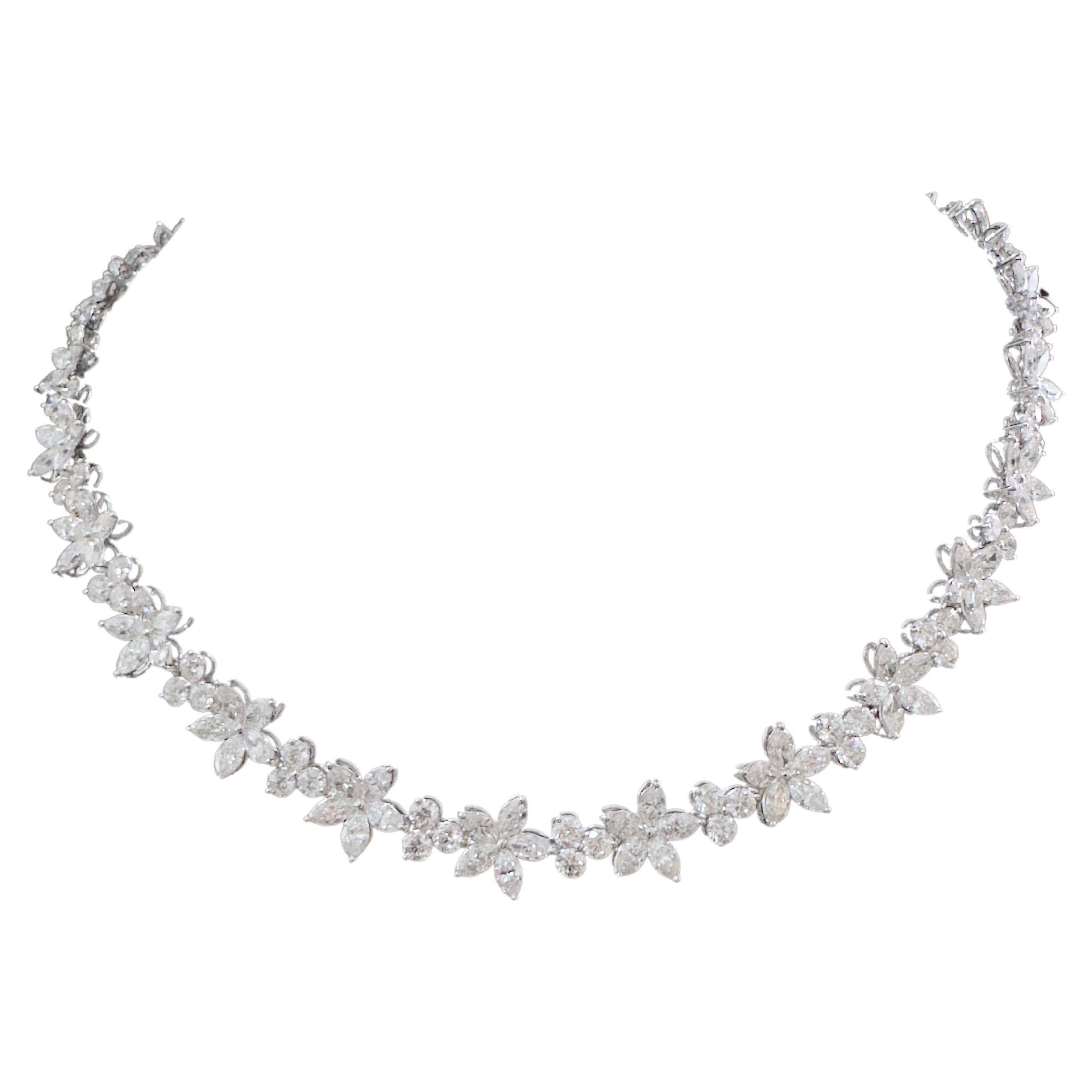 18k White Gold Diamond Wreath Style Necklace For Sale