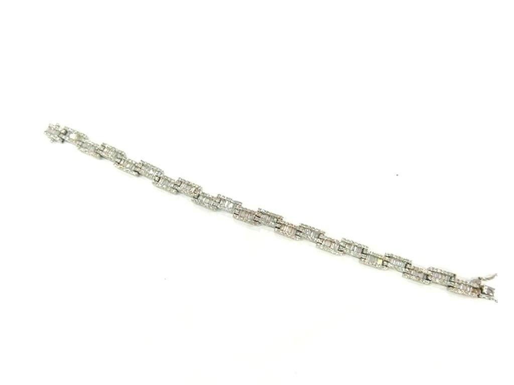 Bracciale Zig Zag con diamanti in oro bianco 18 carati 5,00 peso totale in vendita 1