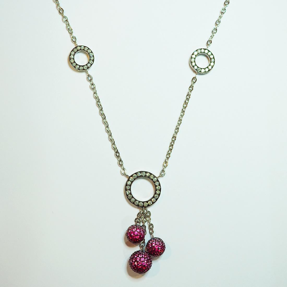 18 Karat White Gold Diamond Ruby and Pink Sapphire Ball Necklace

We design very cute 3 balls ruby and pink sapphire necklace for using in many occasions.You can use in day time and also night time for party.We graduate color of ruby and pink