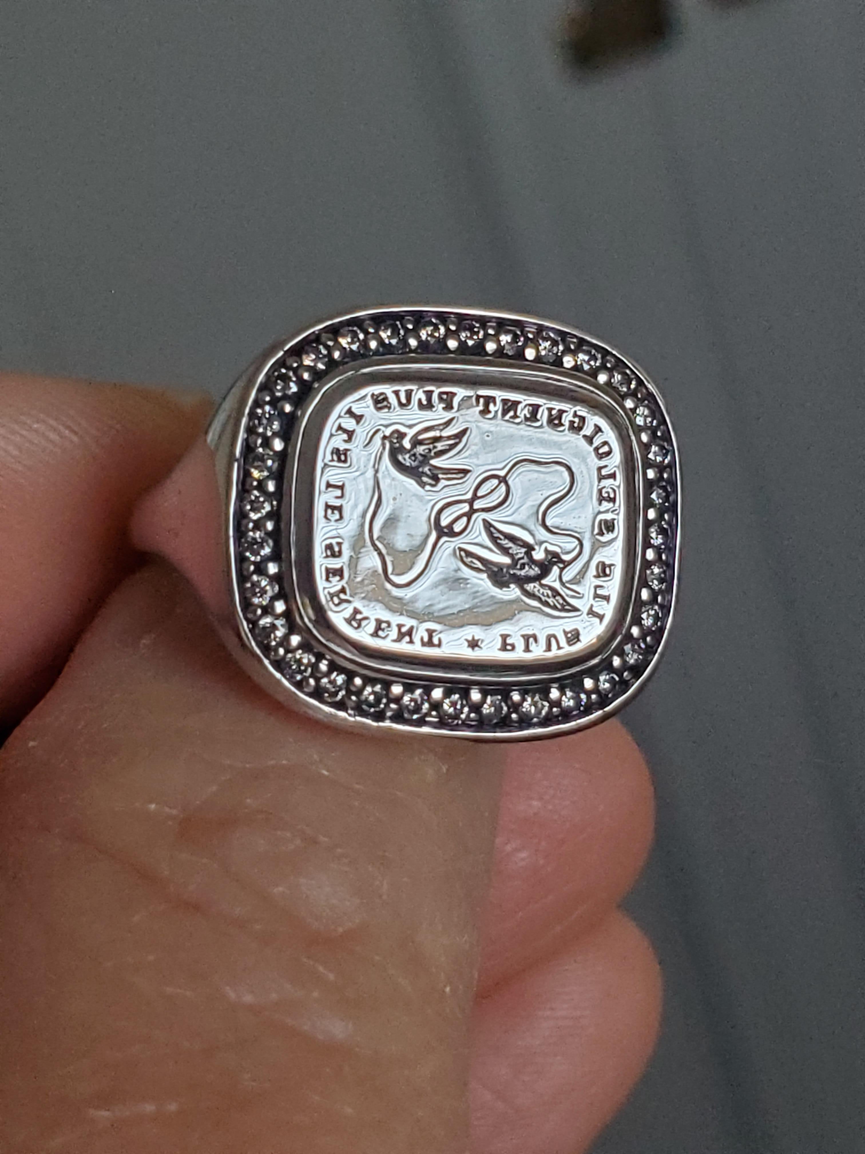 Anello con sigillo in oro bianco 18 carati, diamanti e calcografia in vendita 1