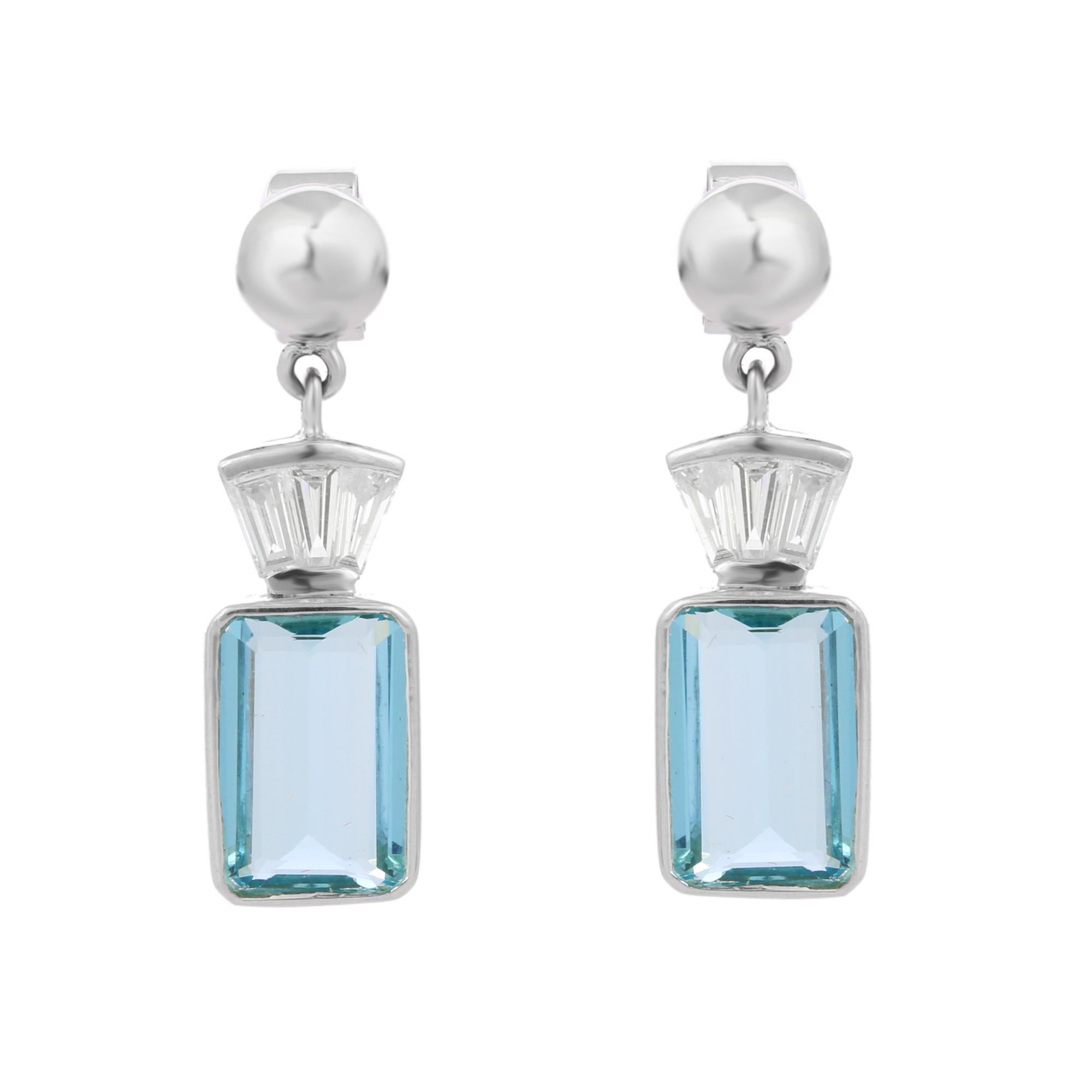 Artist 18K White Gold Diamonds and 4.05 ct Octagon Aquamarine Dangle Stud Earrings  For Sale