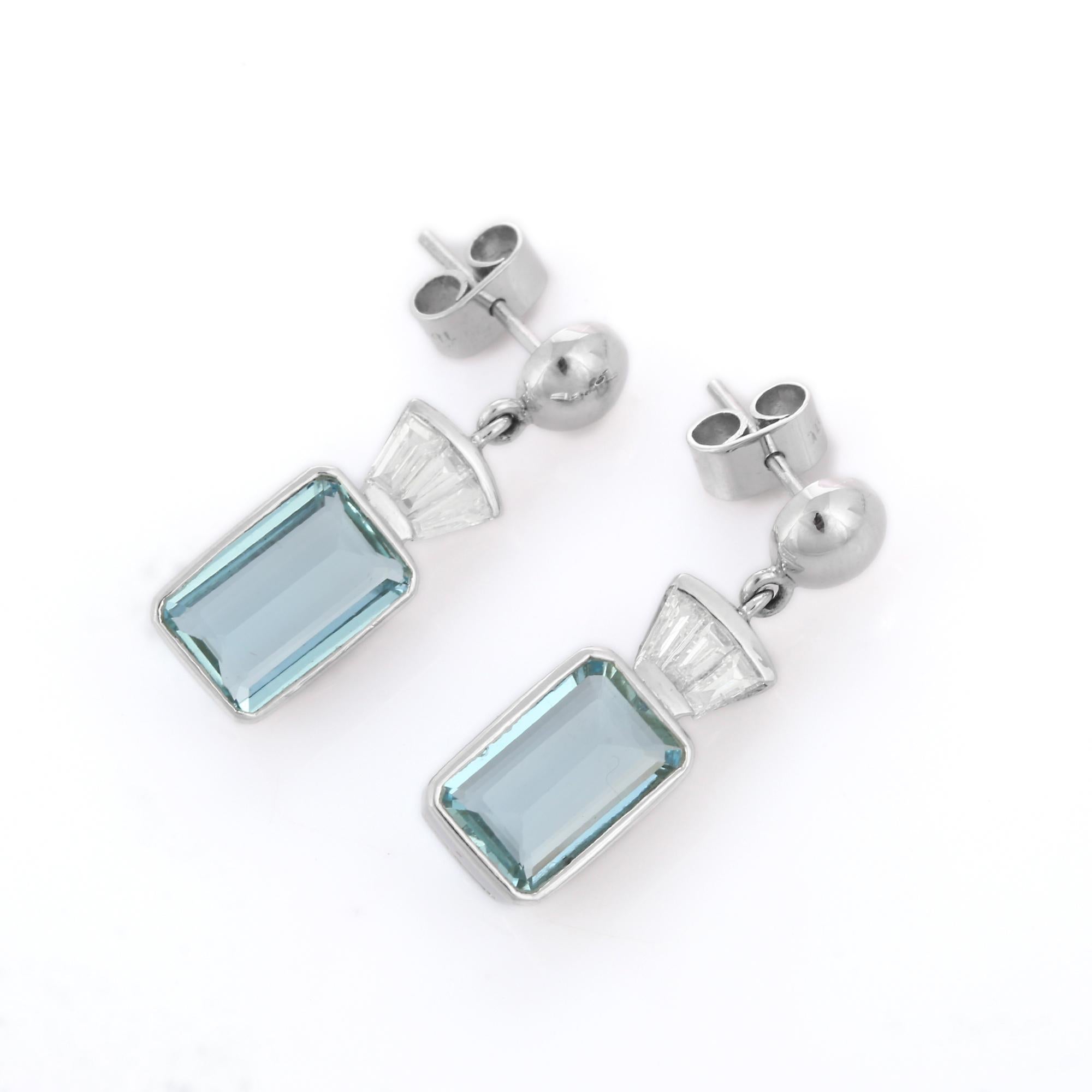 Octagon Cut 18K White Gold Diamonds and 4.05 ct Octagon Aquamarine Dangle Stud Earrings  For Sale