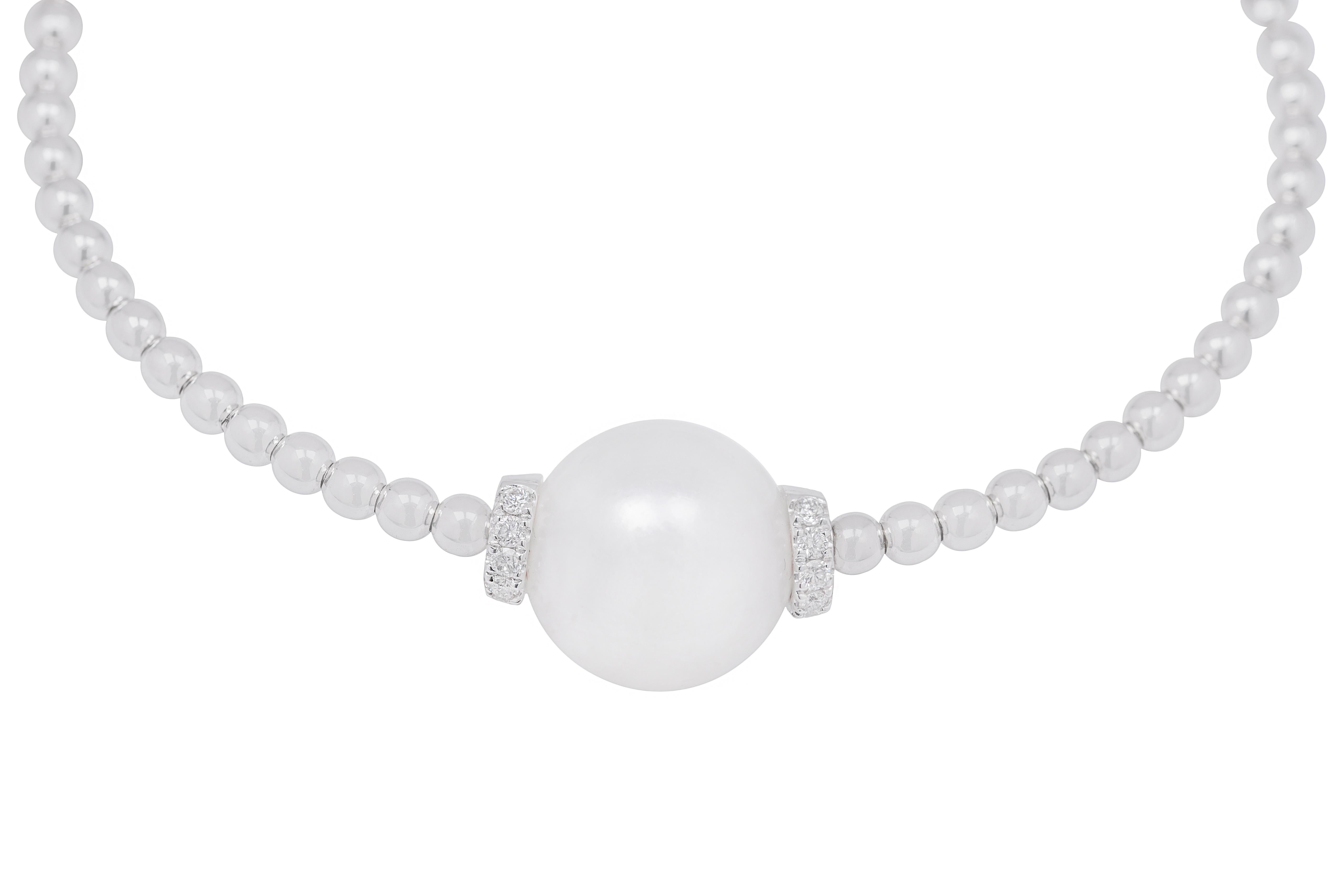 Brilliant Cut 18k White Gold, Diamonds and Pearl Bracelet