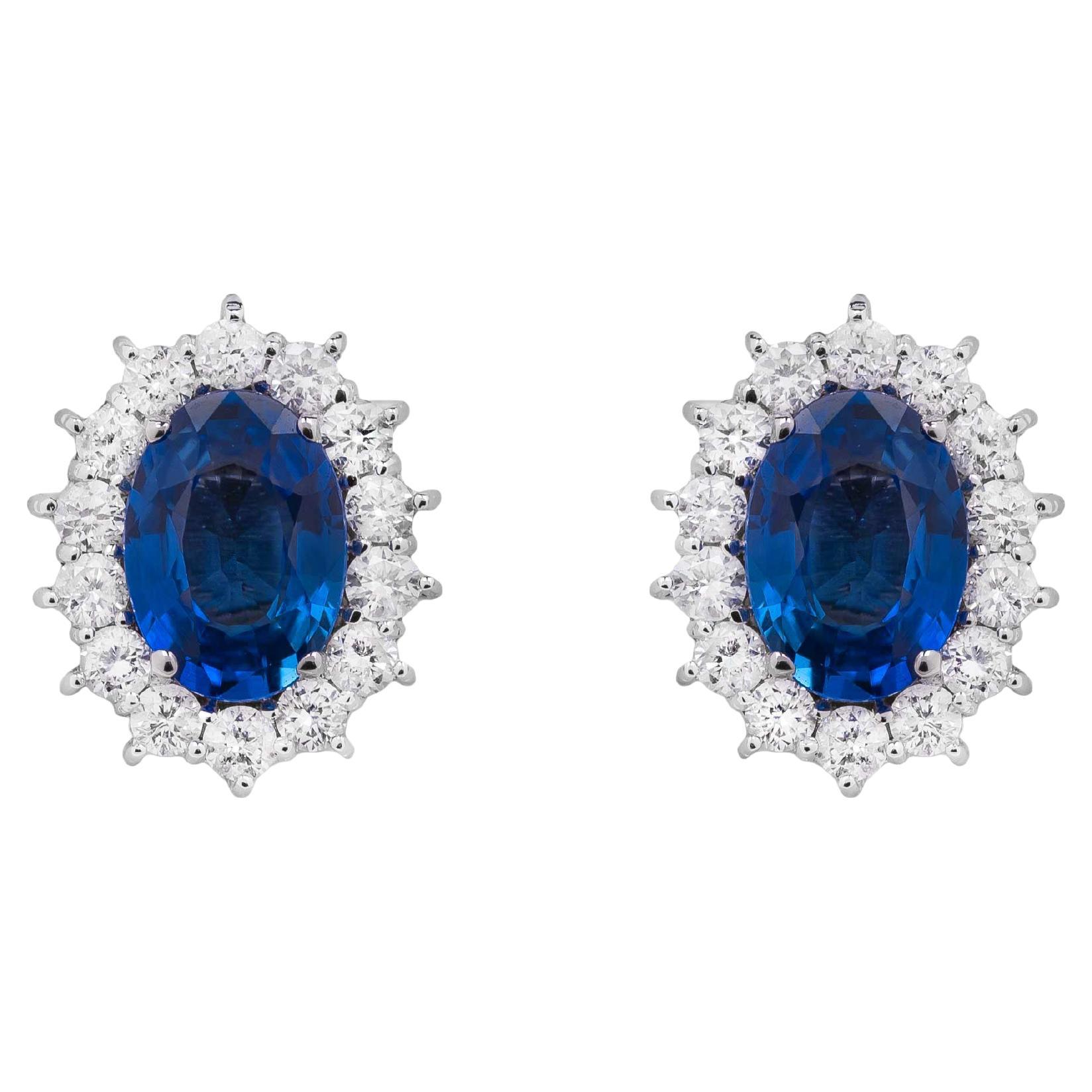 18k White Gold, Diamonds and 1.9ct Sapphires Stud Earrings For Sale