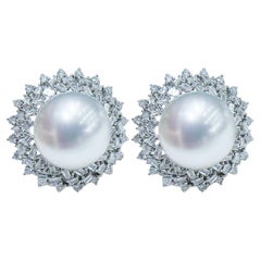 【Crown Radiance】Regal Halo Aurora South Sea Pearl Diamond Stud Earrings