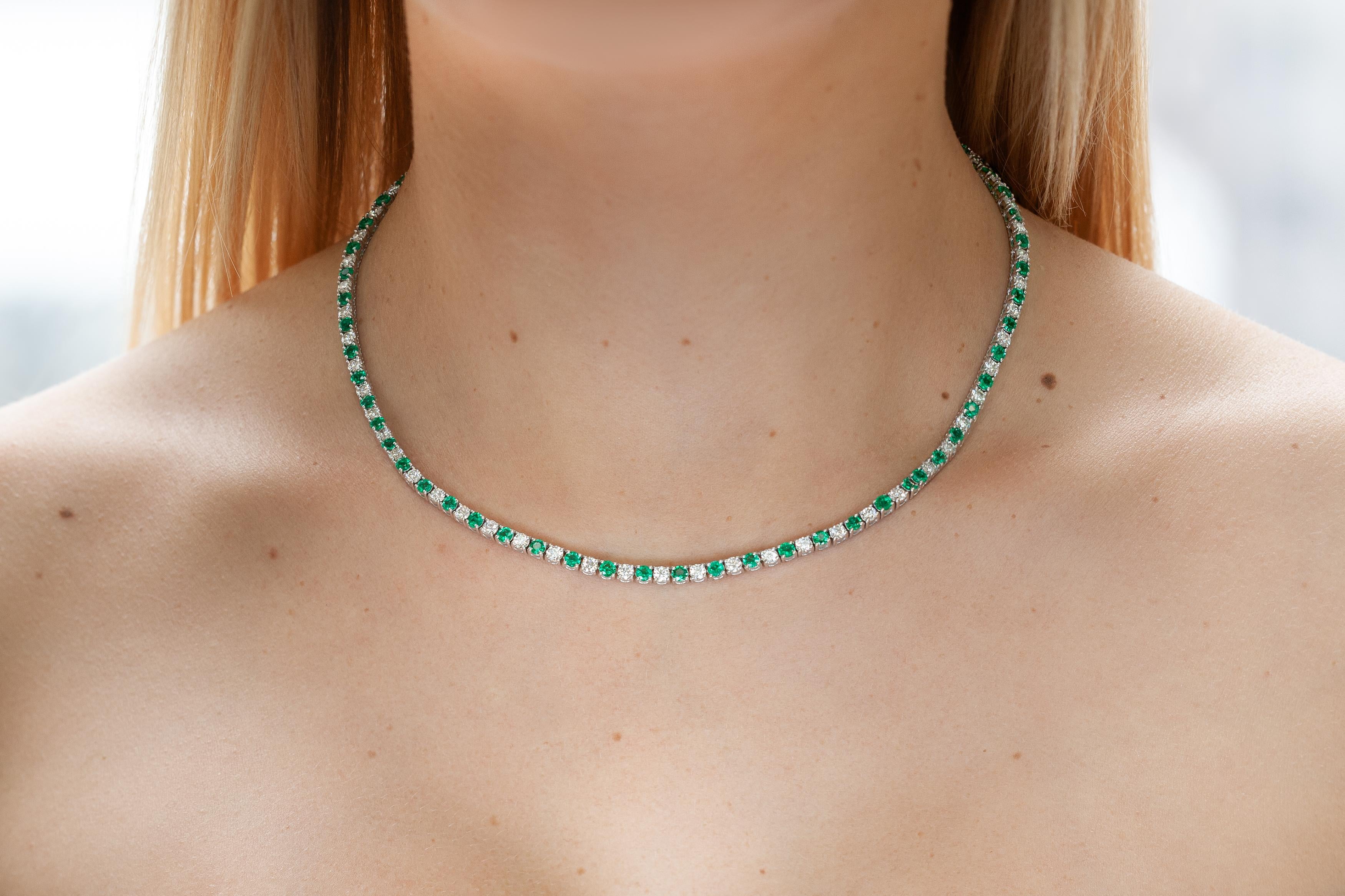 18K White Gold Diamonds & Green Emeralds Classic Tennis Necklace  For Sale 1