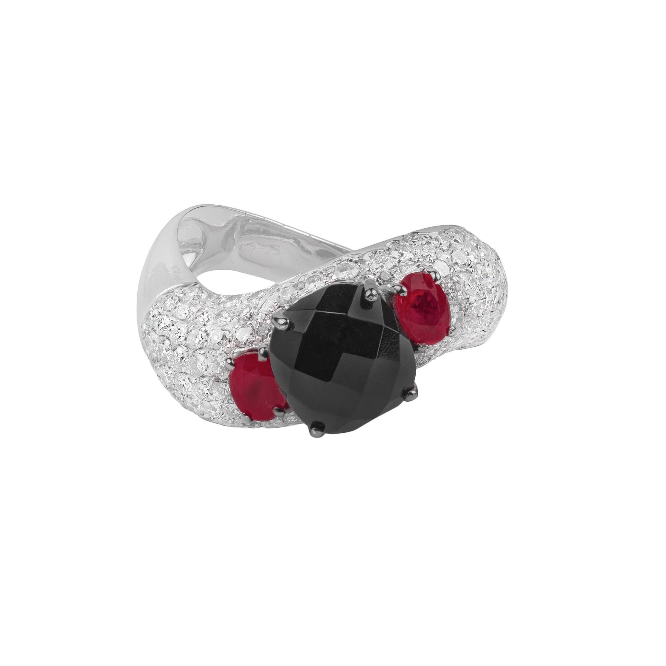 For Sale:  18k White Gold, Diamonds, Rubies and Onyx Band Ring 3