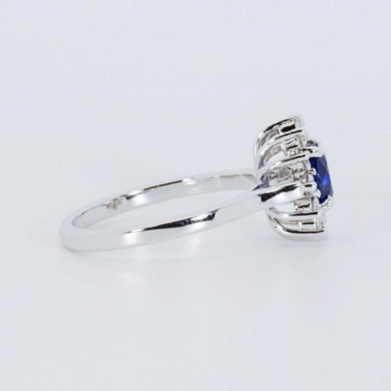 18K White Gold Diana Ring with 1.1 total Ct of Diamonds and Sapphire, NGI Cert In New Condition For Sale In רמת גן, IL