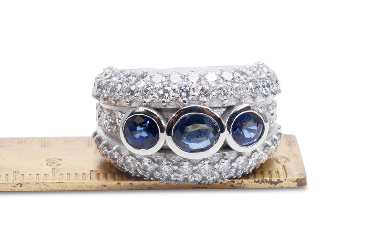 18K White gold Dome Ring with 4.70 ct Natural Sapphires and Diamonds - IGI Cert 2
