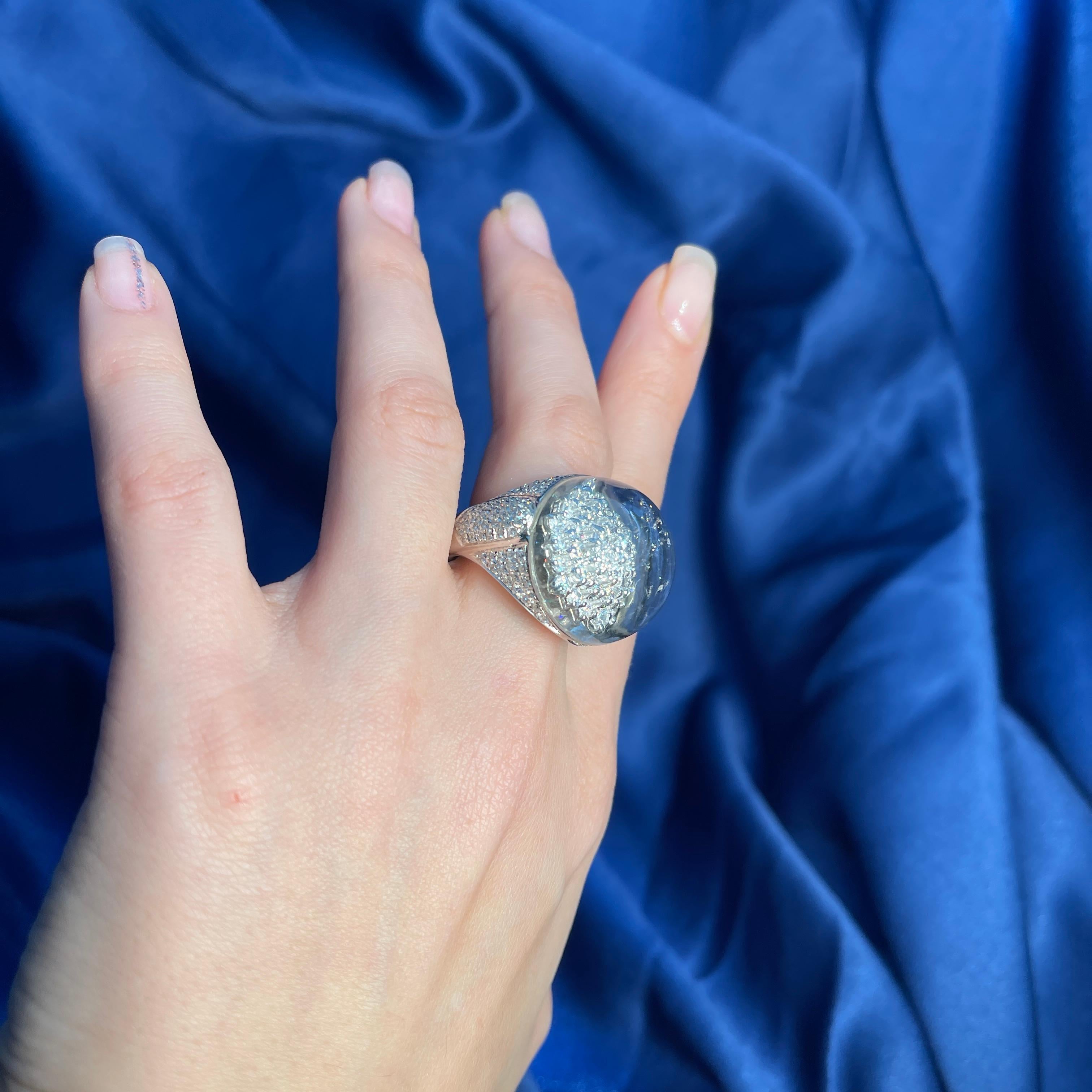 18K White Gold Dome Ring with Snowflake Pavé Diamonds For Sale 7