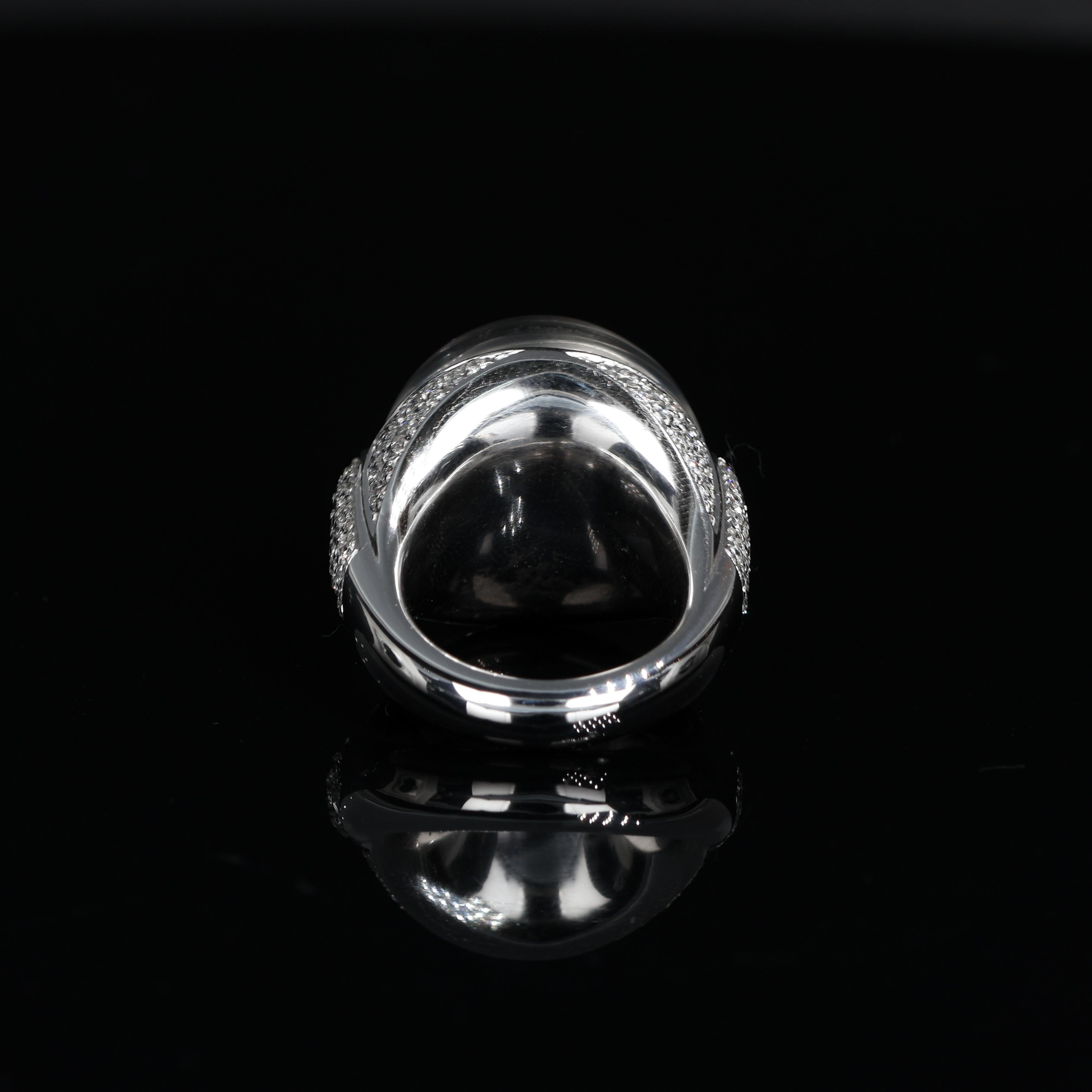 18K White Gold Dome Ring with Snowflake Pavé Diamonds For Sale 4