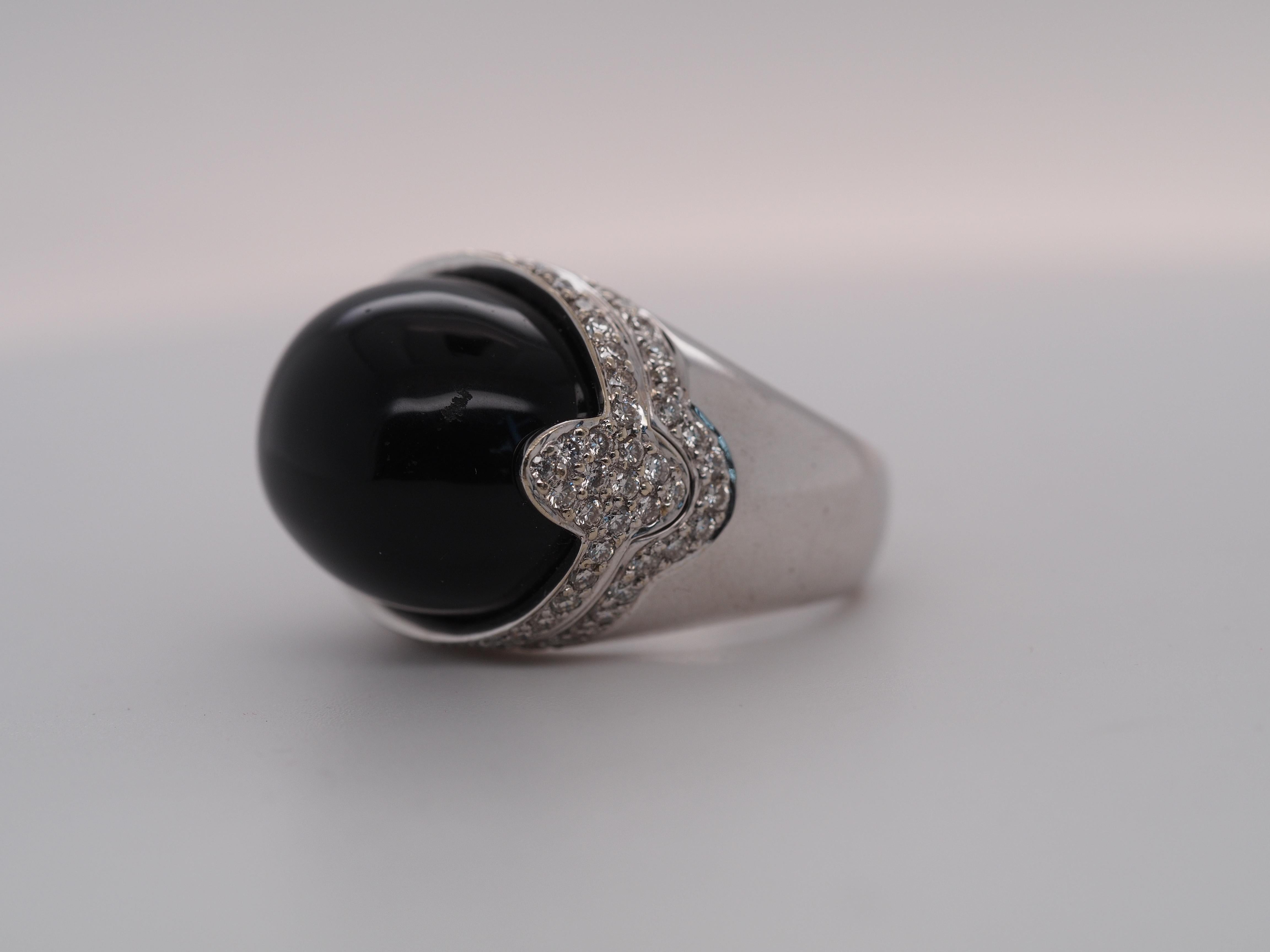 Year: 2000s
Item Details:
Ring Size: 6.75
Metal Type: 14k White Gold [Hallmarked, and Tested]
Weight: 17.4 grams
Diamond Details: 1.25ct total weight, F-G Color, VS Clarity, Round Brilliant, Natural Diamonds.
Band Width: 5.7mm
Condition: Excellent