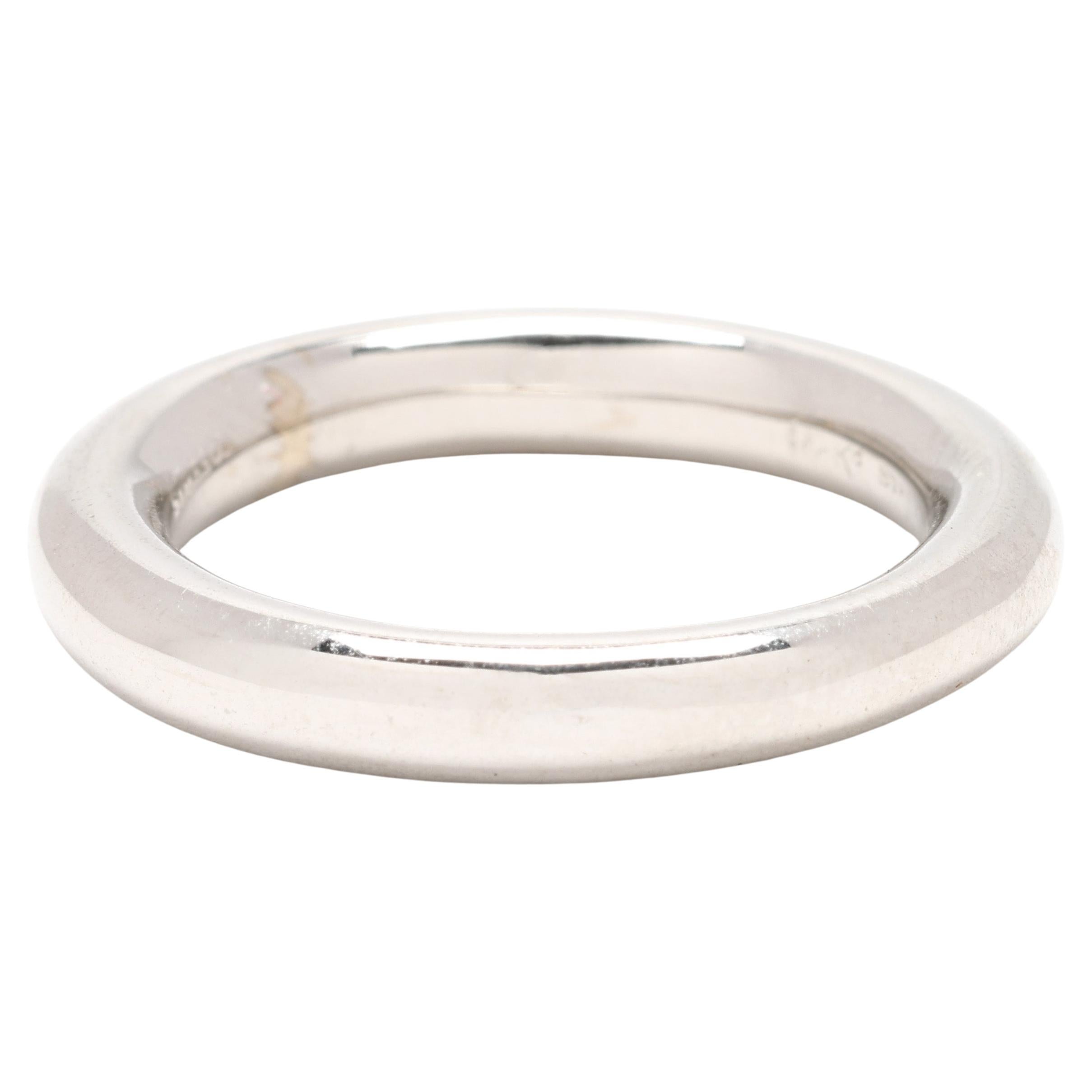 18k White Gold Donut Band Ring, Ring Size 5.5, Stackable