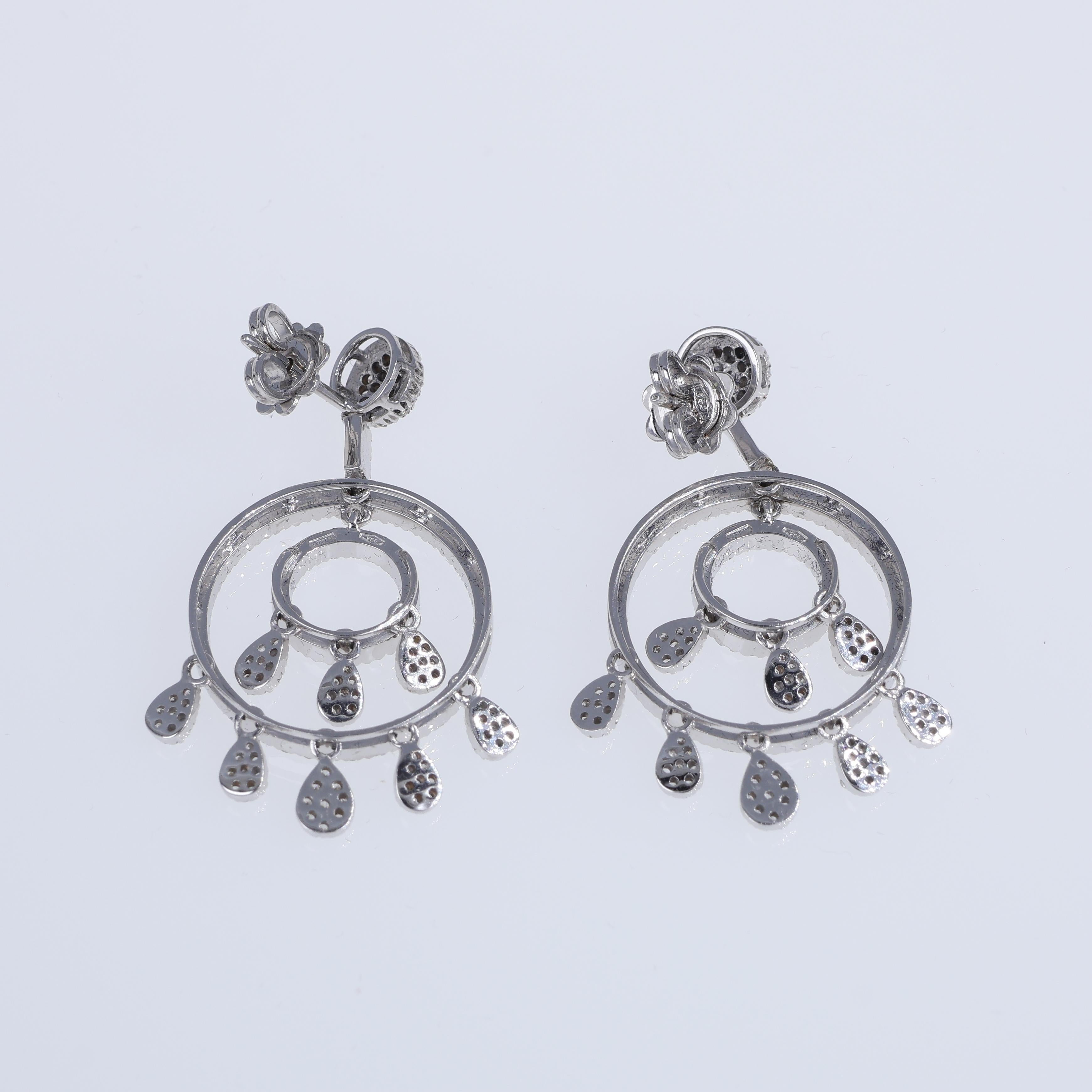 18K White Gold Double Circle Drop Earrings with Diamonds In New Condition For Sale In Bergamo, BG