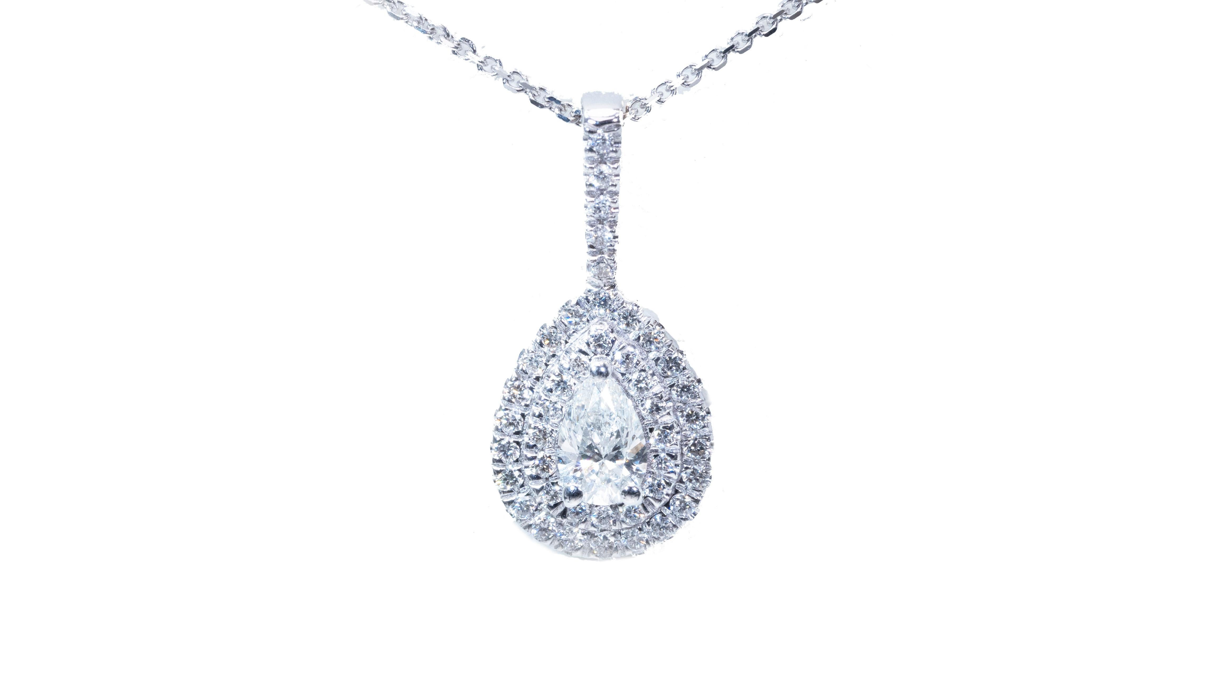 18k White gold Double Halo Pendant with Chain with 0.45 Natural Diamond-AIG Cert In New Condition In רמת גן, IL