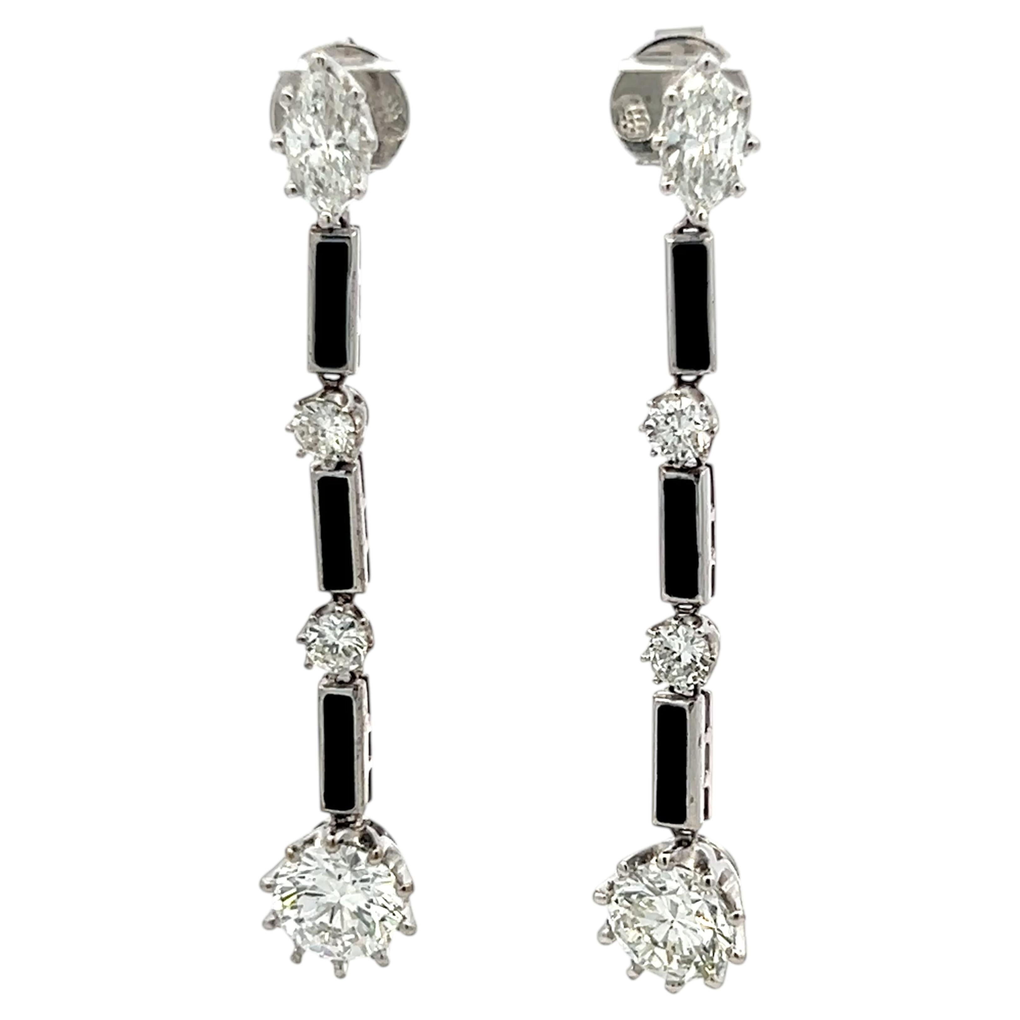 Pendientes colgantes de oro blanco de 18 quilates con diamantes E VVS de 3 quilates y ónix de 1 quilate en venta