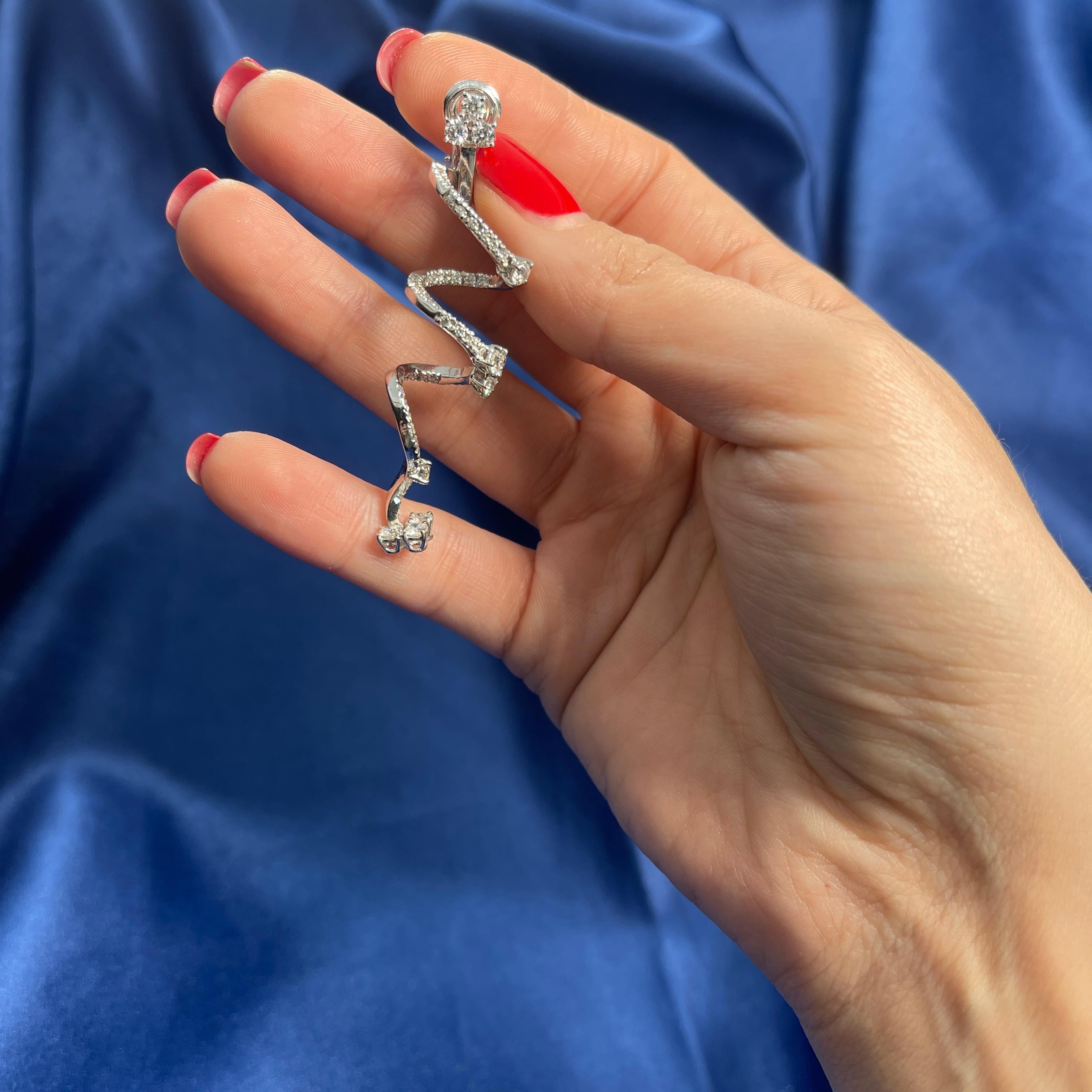 Women's or Men's 18K White Gold Drop Earrings with 4.3 Carats of White Diamonds For Sale
