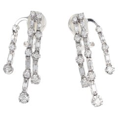 18K White Gold Drop Earrings with Brilliant and Baguette-Cut Diamonds