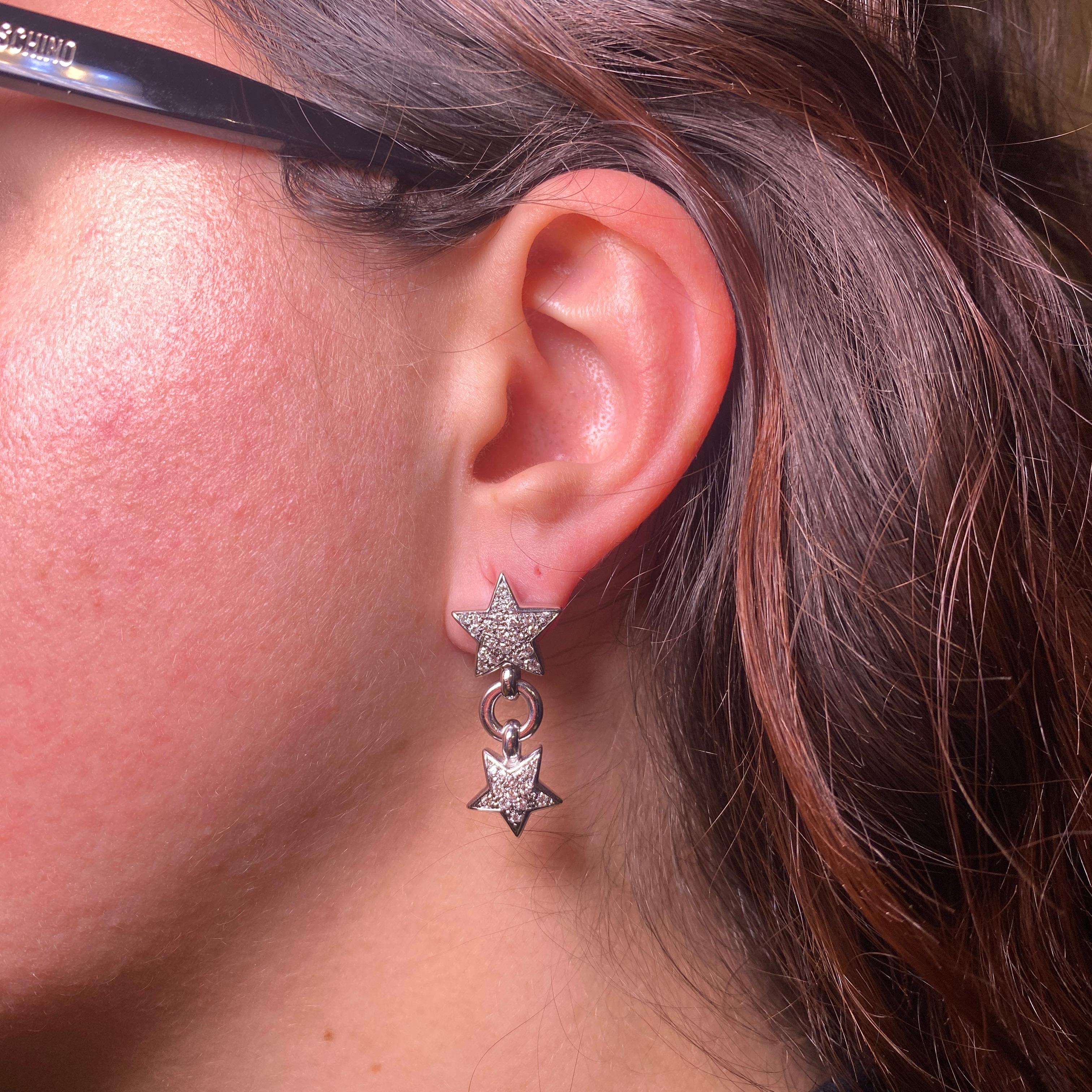 18K White Gold Drop Earrings with Diamond Pavé Stars In New Condition For Sale In Bergamo, BG