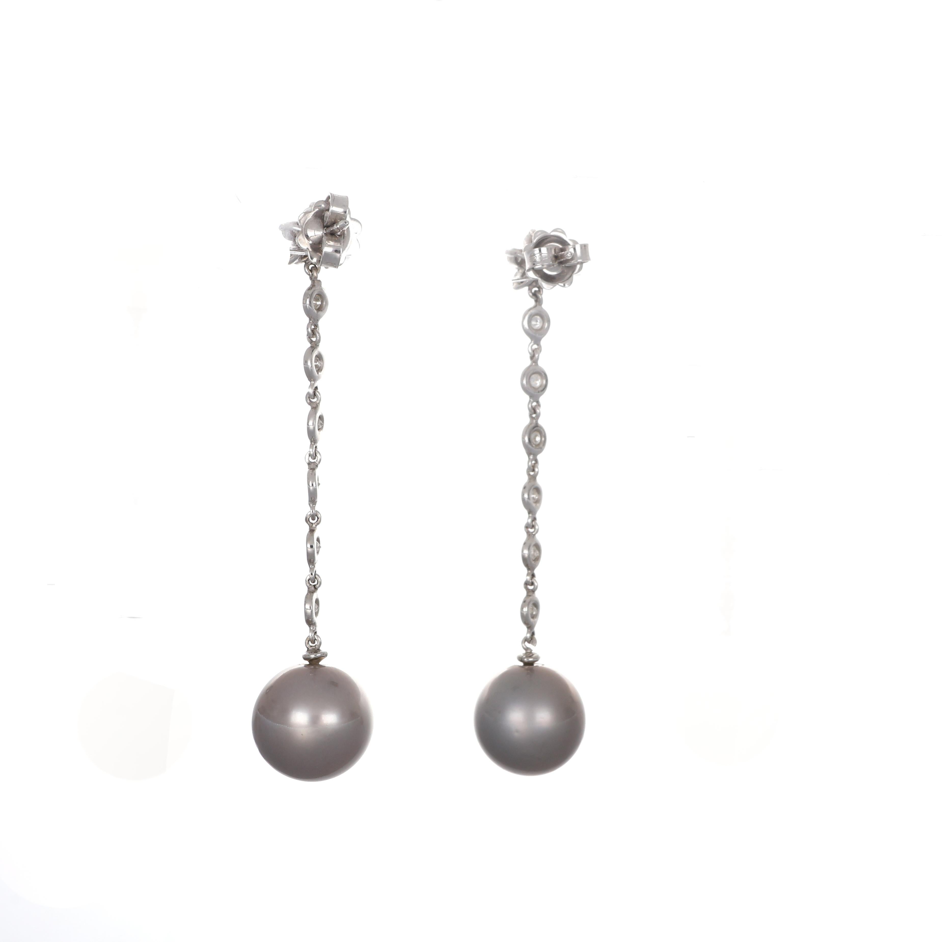 Brilliant Cut 18K White Gold Drop Earrings with Diamonds and Detachable Gray Pearls For Sale