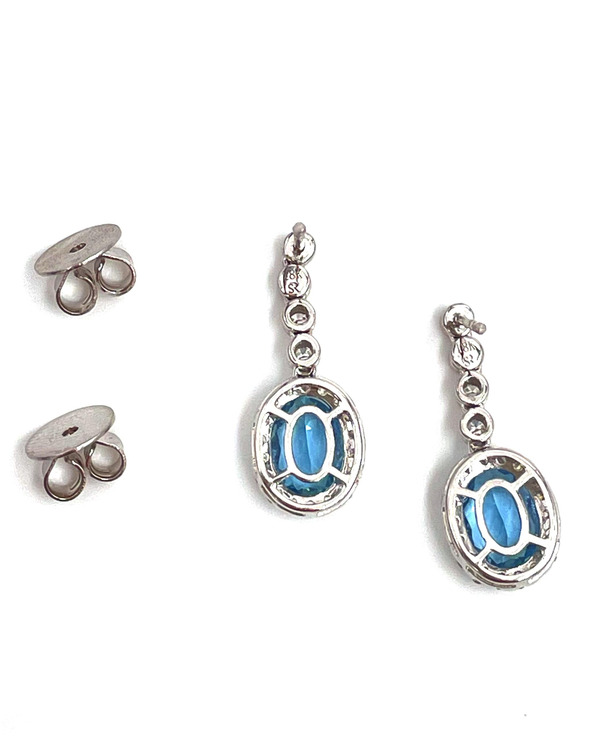 18K White Gold Drop Halo Earrings with Aquamarines and Diamonds In New Condition For Sale In Old Tappan, NJ
